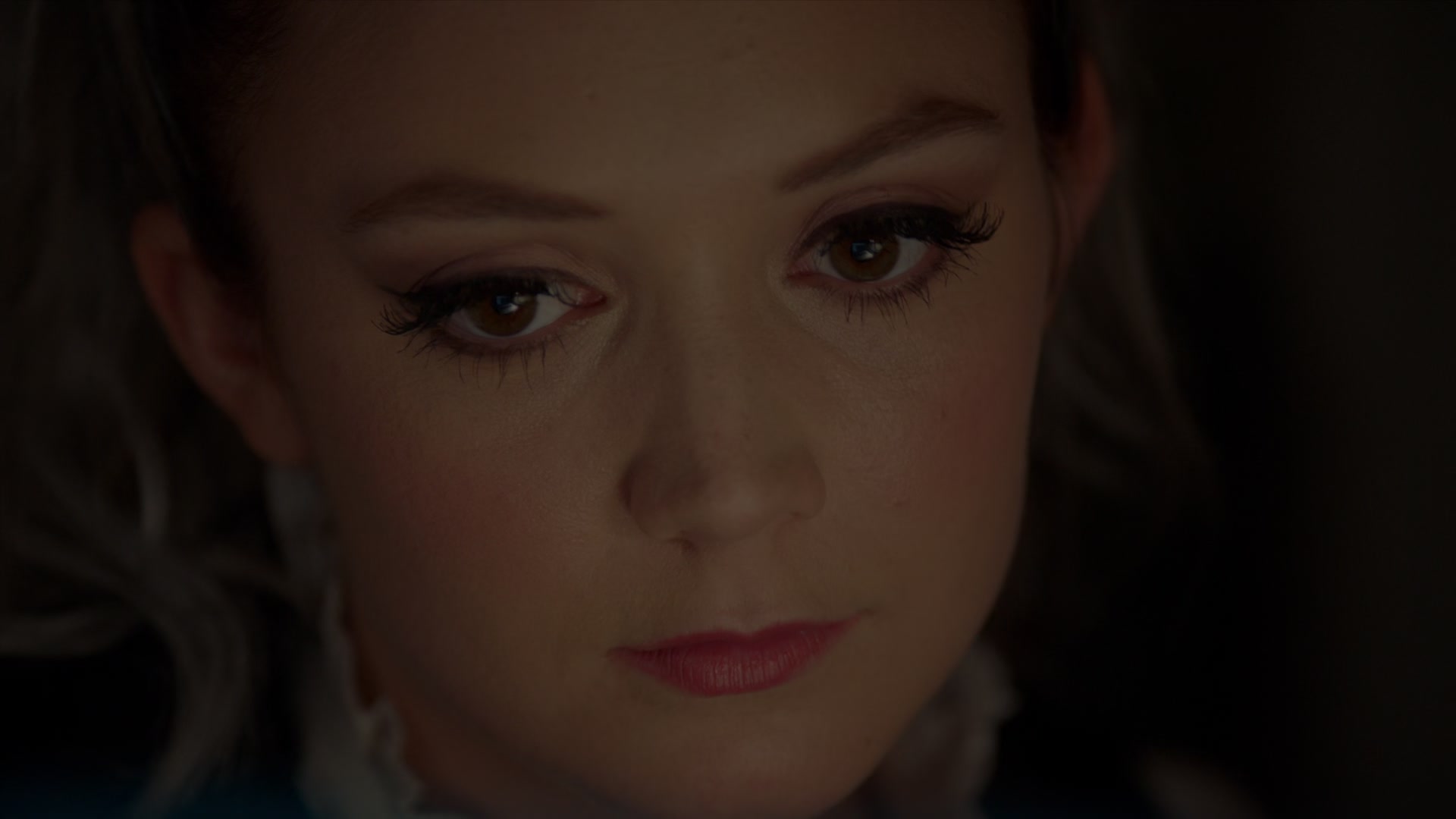 American_Horror_Story_S07_E01_Election_Night_1080p_BluRay_005692.jpg