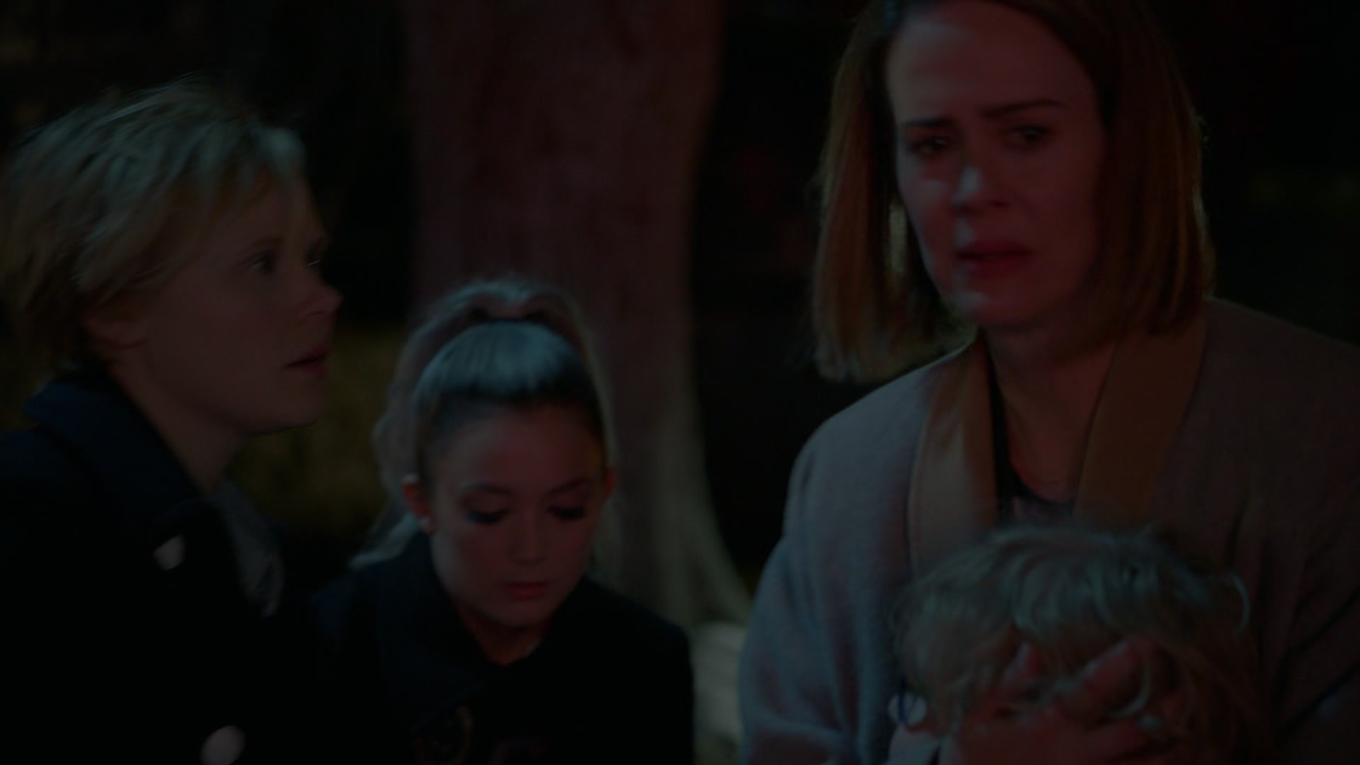 American_Horror_Story_S07_E01_Election_Night_1080p_BluRay_006306.jpg