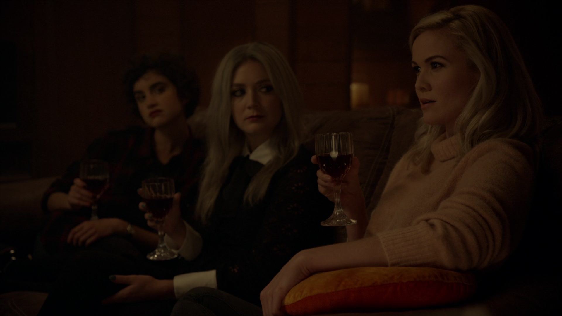 American_Horror_Story_S07_E10_Charles_Manson_Charge_1080p_BluRay_000054.jpg