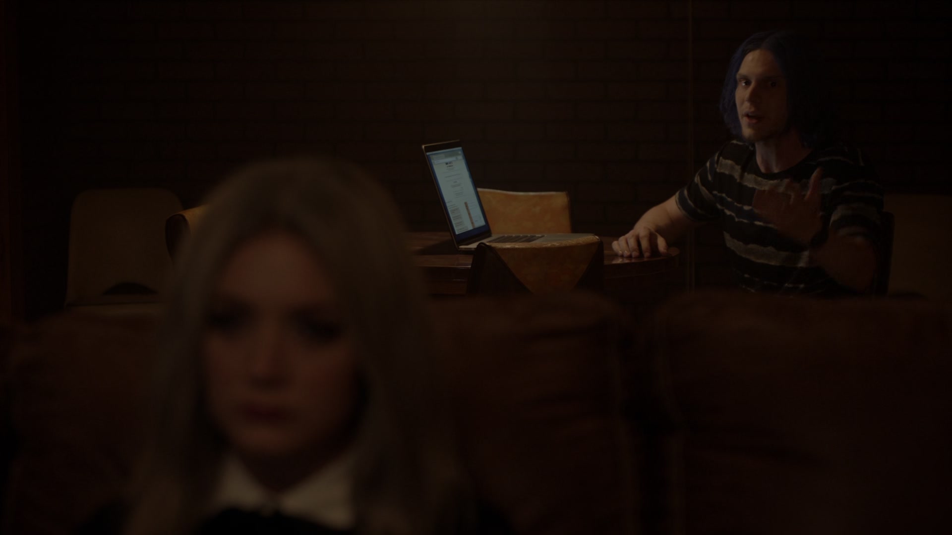 American_Horror_Story_S07_E10_Charles_Manson_Charge_1080p_BluRay_000200.jpg
