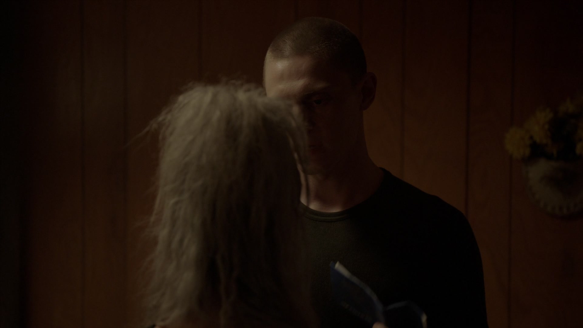 American_Horror_Story_S07_E10_Charles_Manson_Charge_1080p_BluRay_006164.jpg