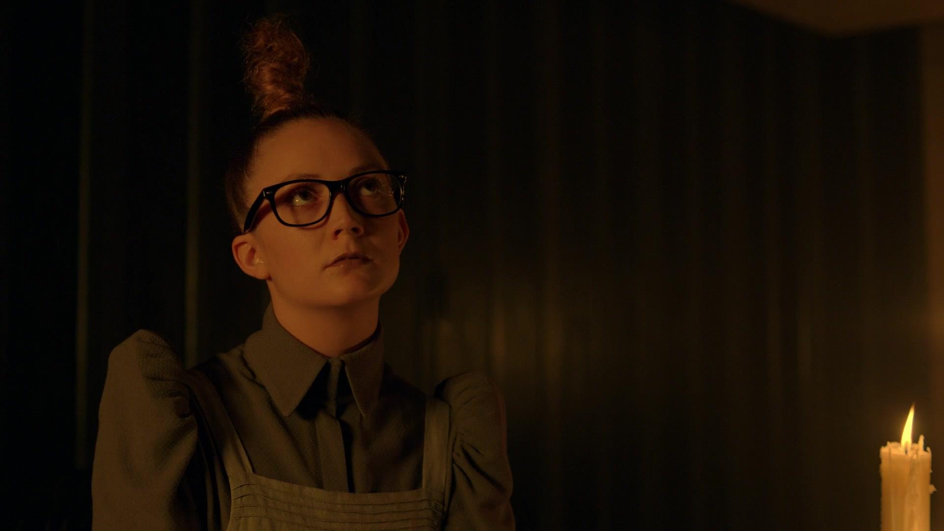 American_Horror_Story_S08E03_1080p_BluRay__0504.jpg