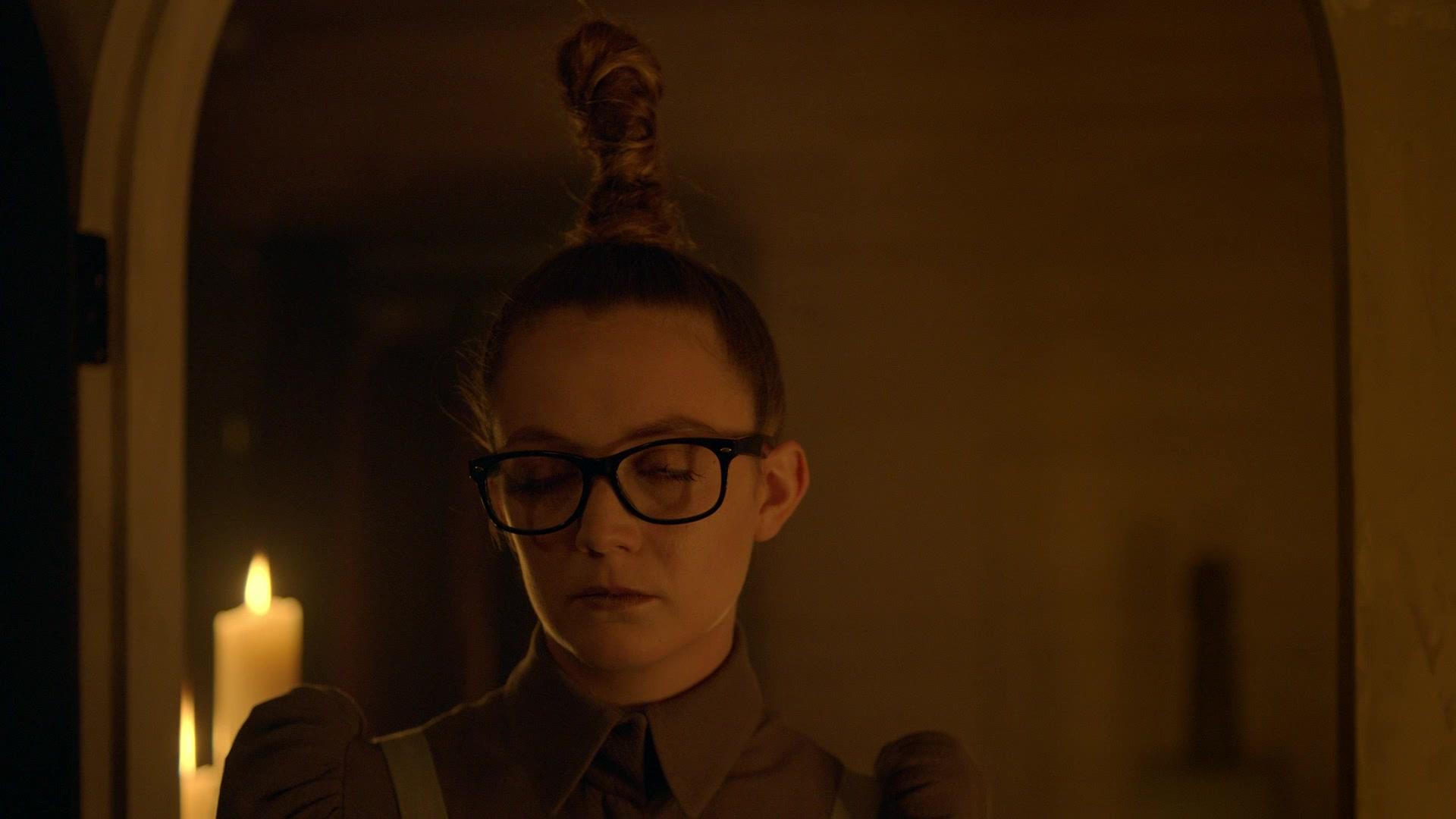 American_Horror_Story_S08E03_1080p_BluRay__3456.jpg