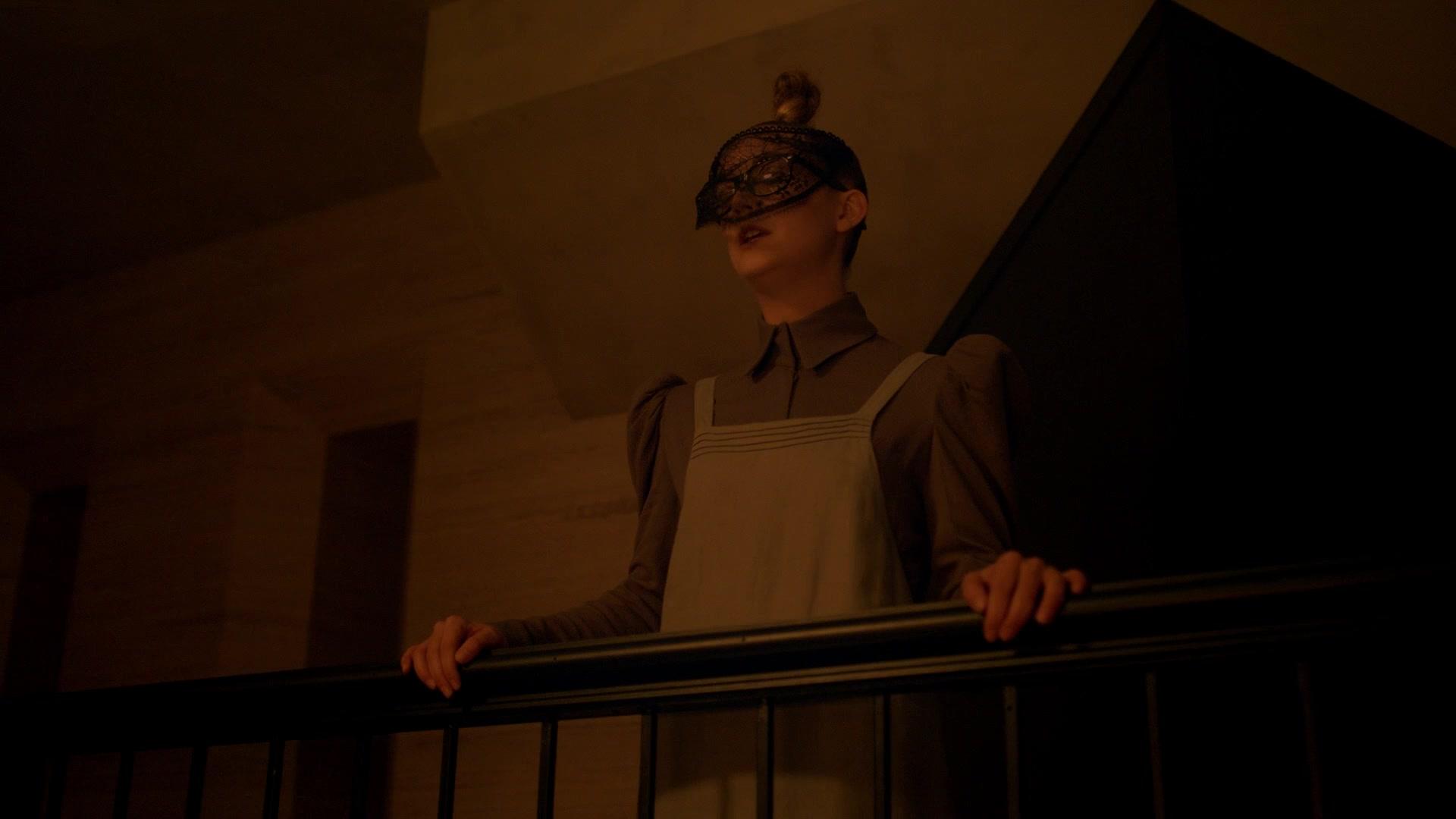 American_Horror_Story_S08E03_1080p_BluRay__3743.jpg
