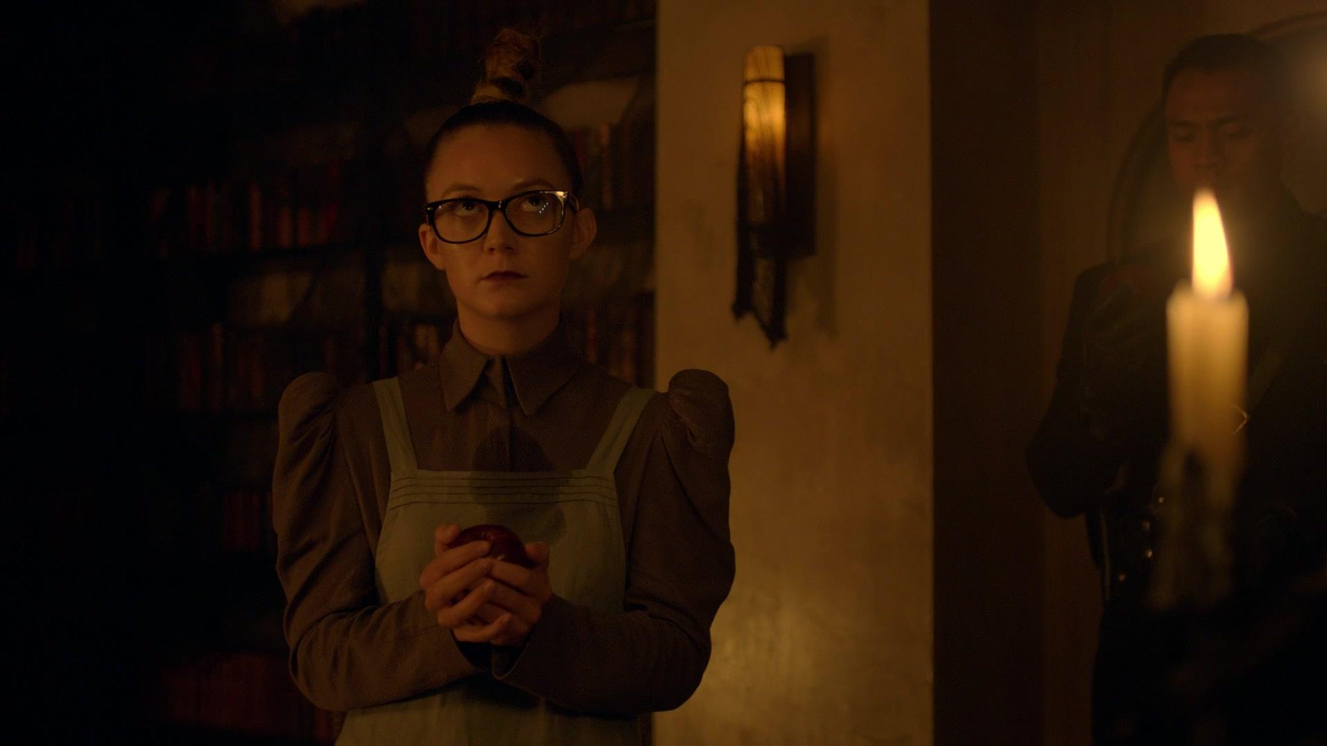 American_Horror_Story_S08E03_1080p_BluRay__4730.jpg