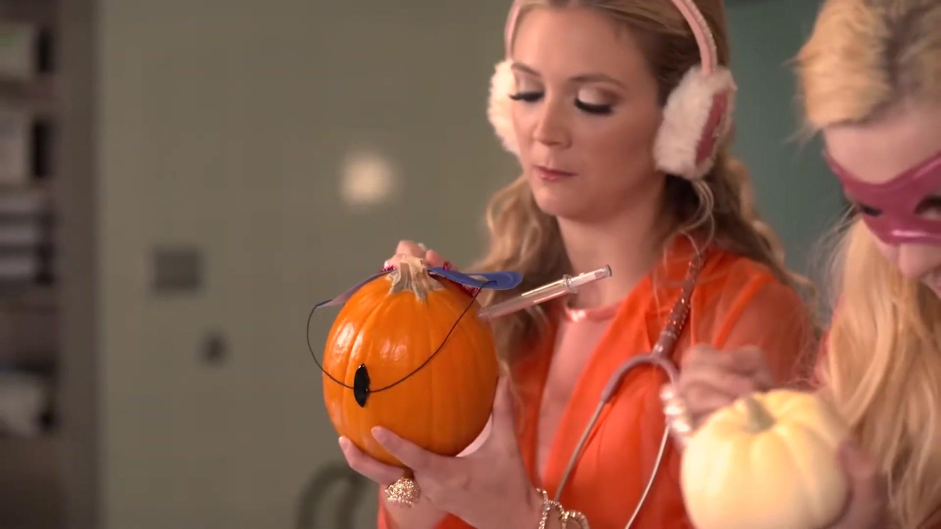 PumpkinDecoratingChanels_SQS2_104.jpg