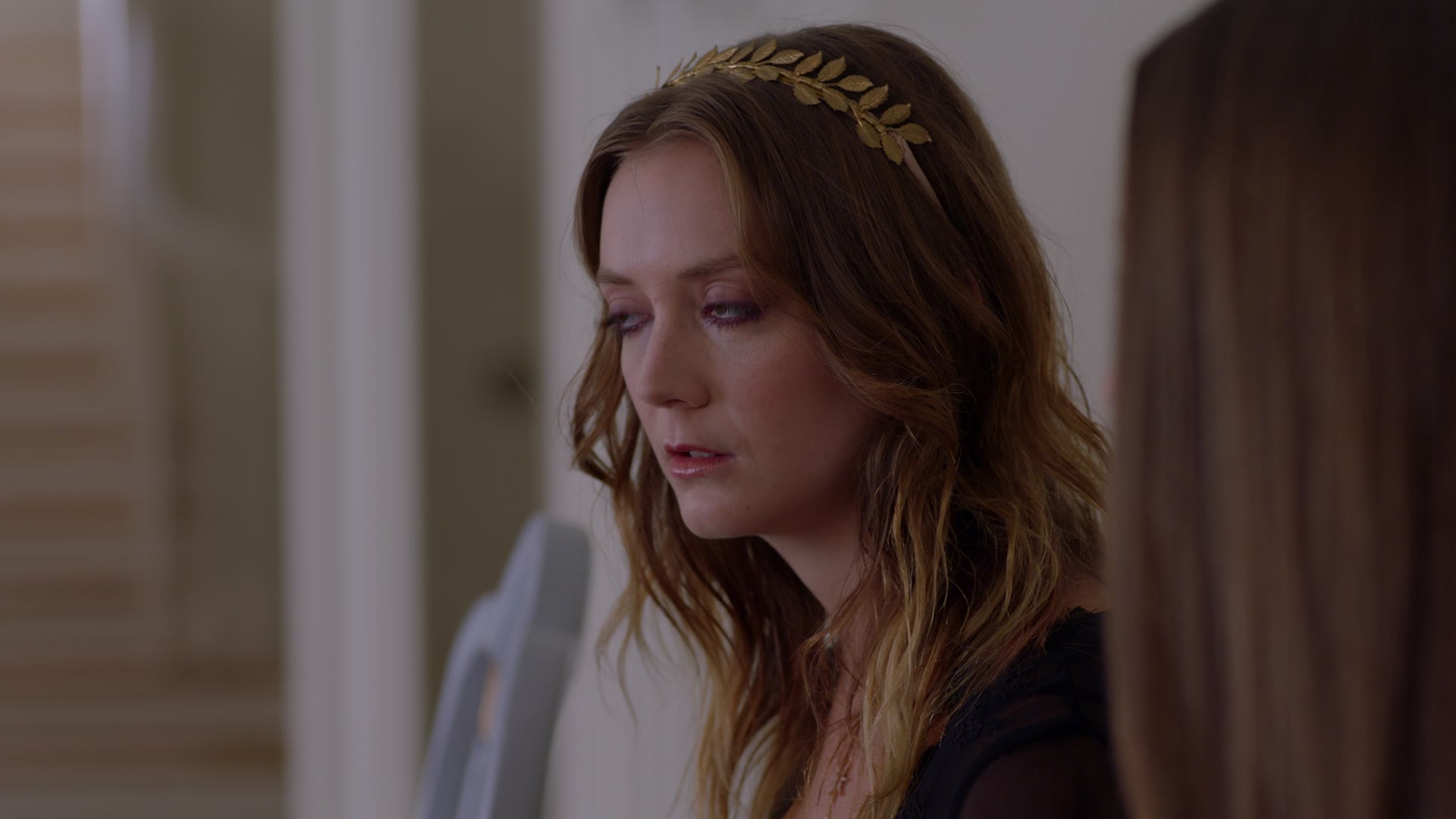 American_Horror_Story_S08_E07_Traitor_1080pBluRay_002653.jpg