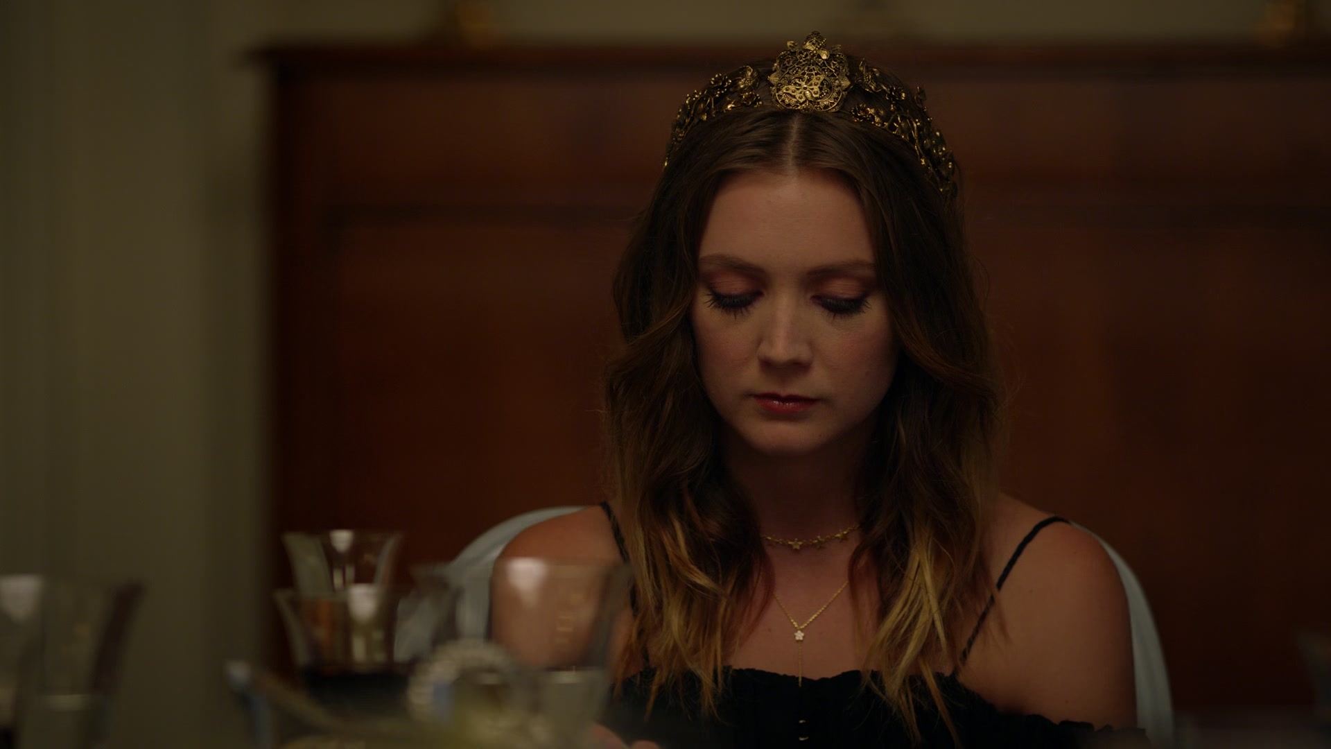 American_Horror_Story_S08_E07_Traitor_1080pBluRay_003863.jpg