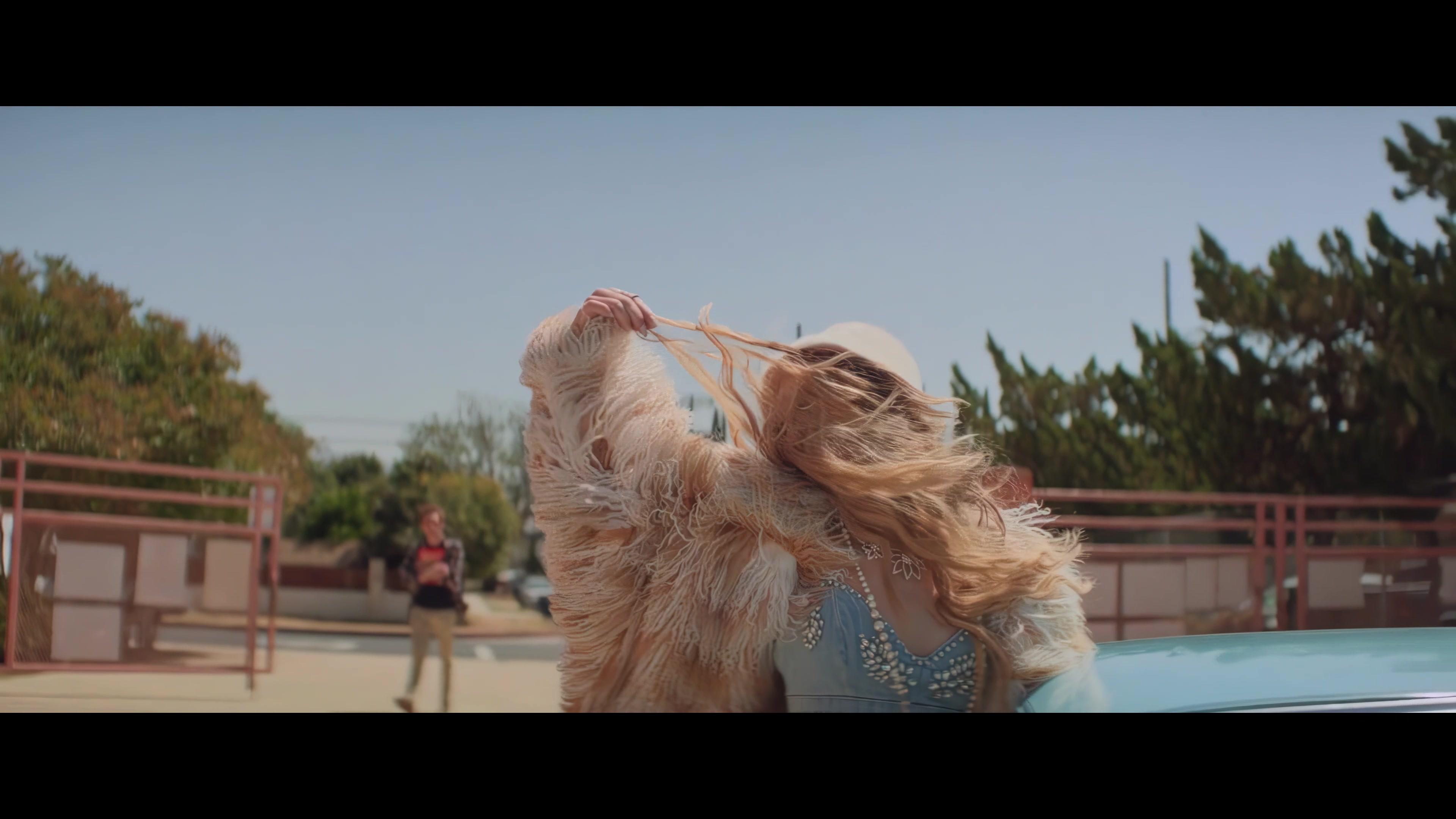Booksmart_BillieScenes_IHBL_0033.jpg