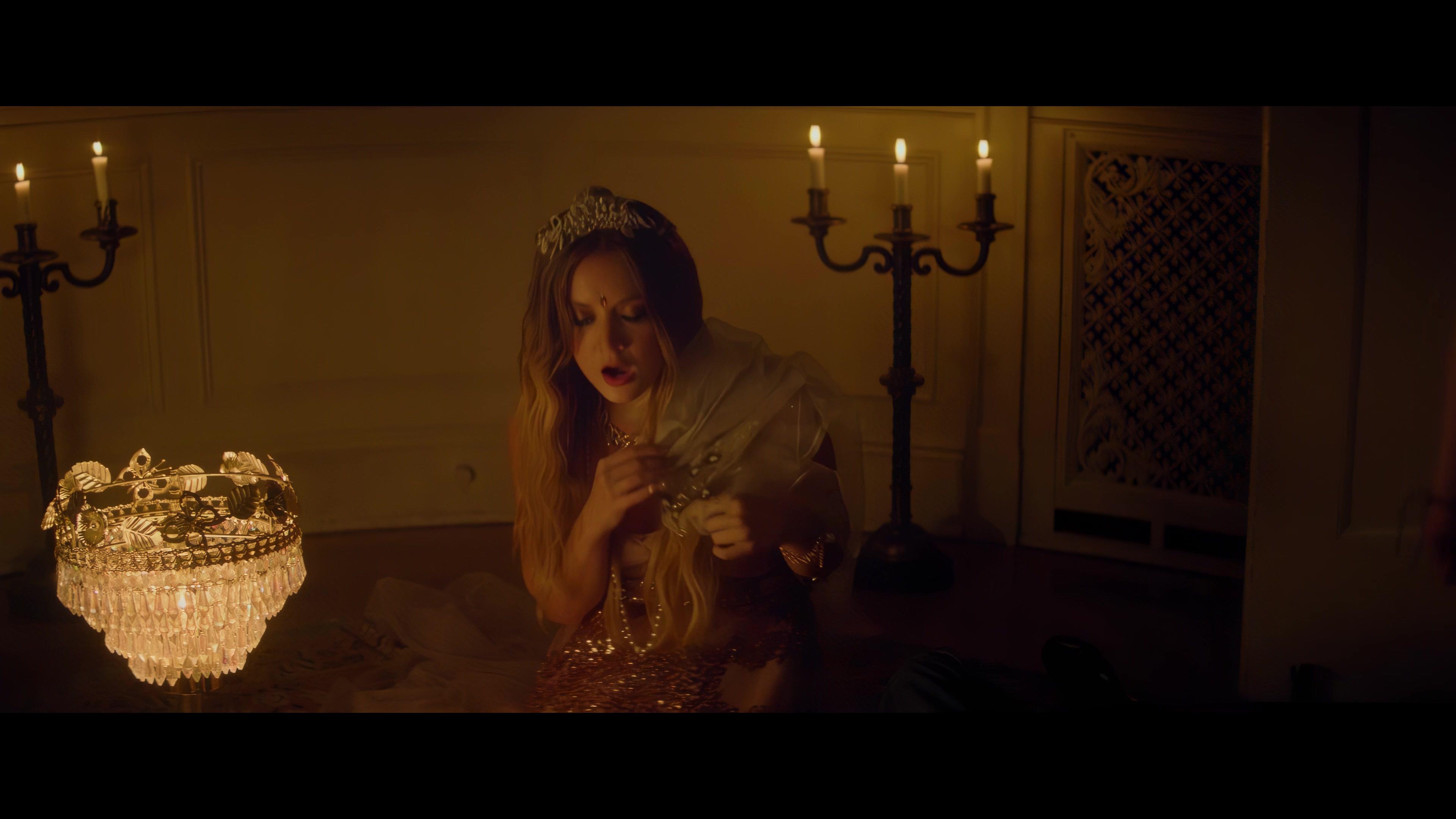 Booksmart_BillieScenes_IHBL_0677.jpg