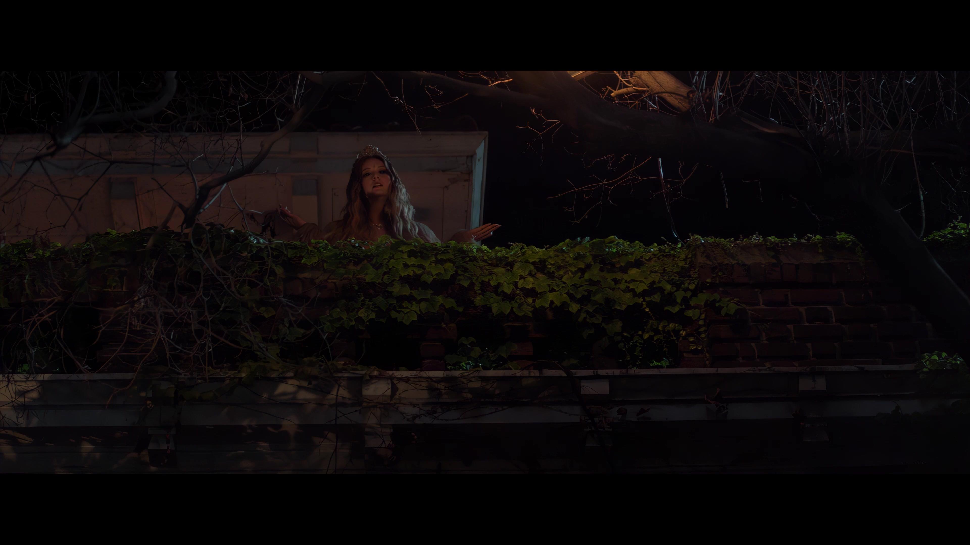 Booksmart_BillieScenes_IHBL_0928.jpg