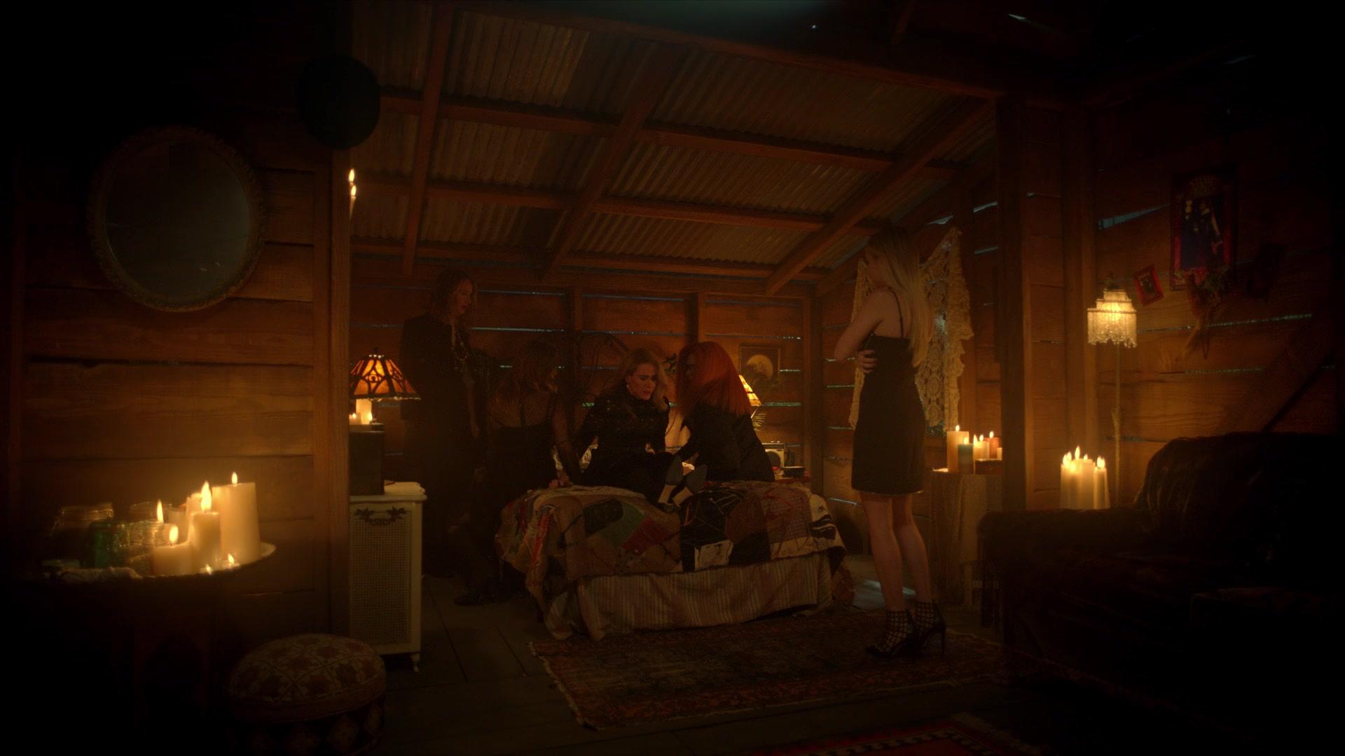 American_Horror_Story_S08E09_Fire_and_Reign_1080p_2435.jpg