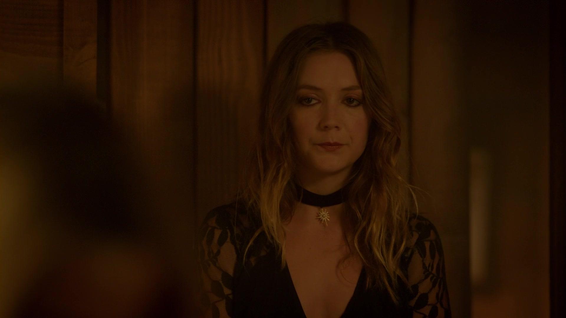 American_Horror_Story_S08E09_Fire_and_Reign_1080p_2799.jpg