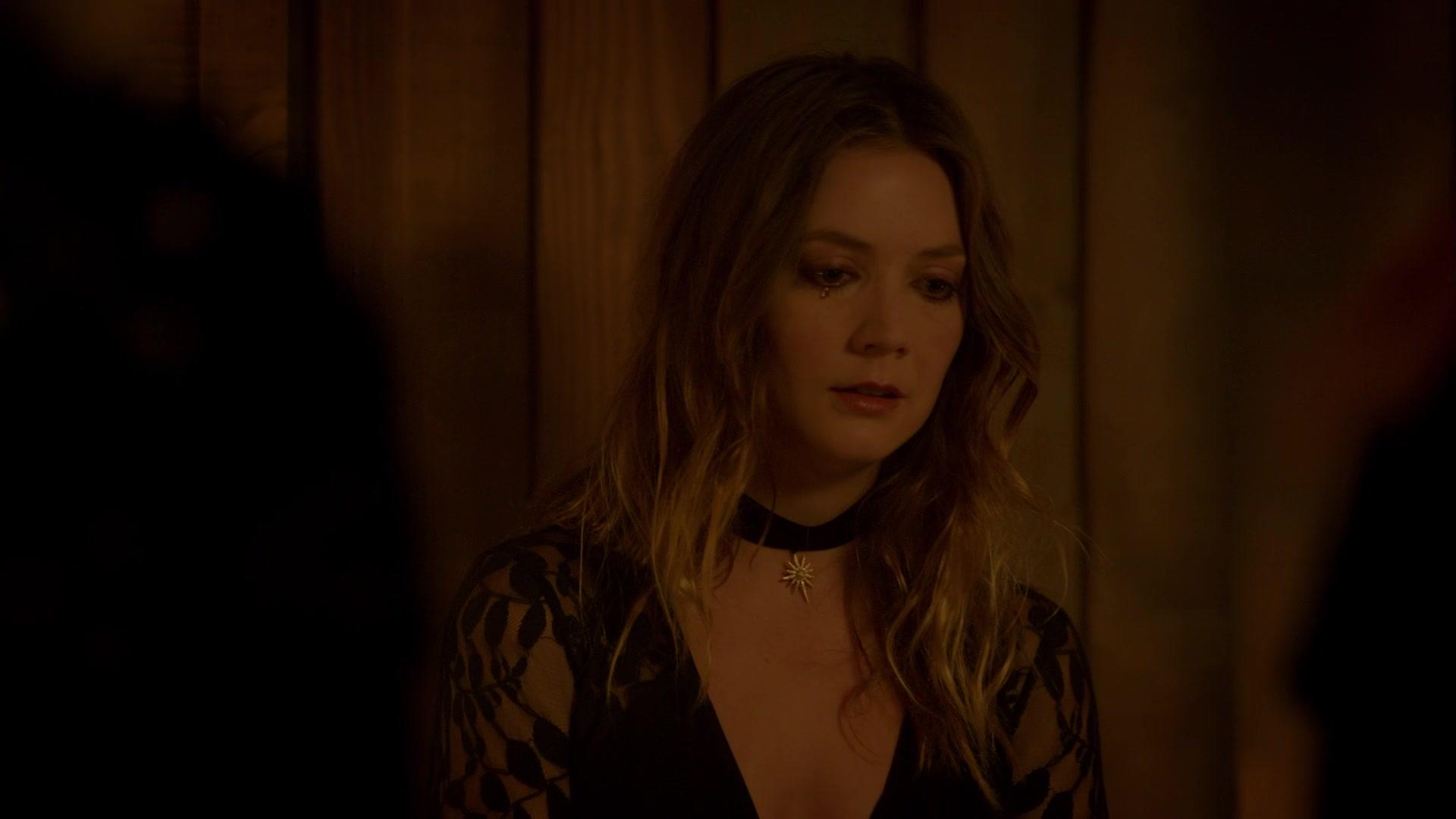 American_Horror_Story_S08E09_Fire_and_Reign_1080p_3386.jpg