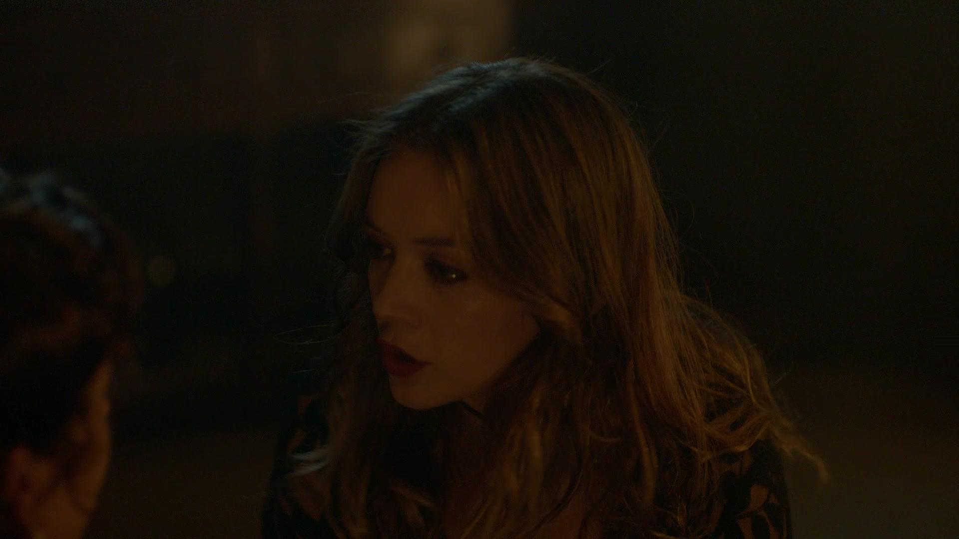 American_Horror_Story_S08E09_Fire_and_Reign_1080p_3631.jpg