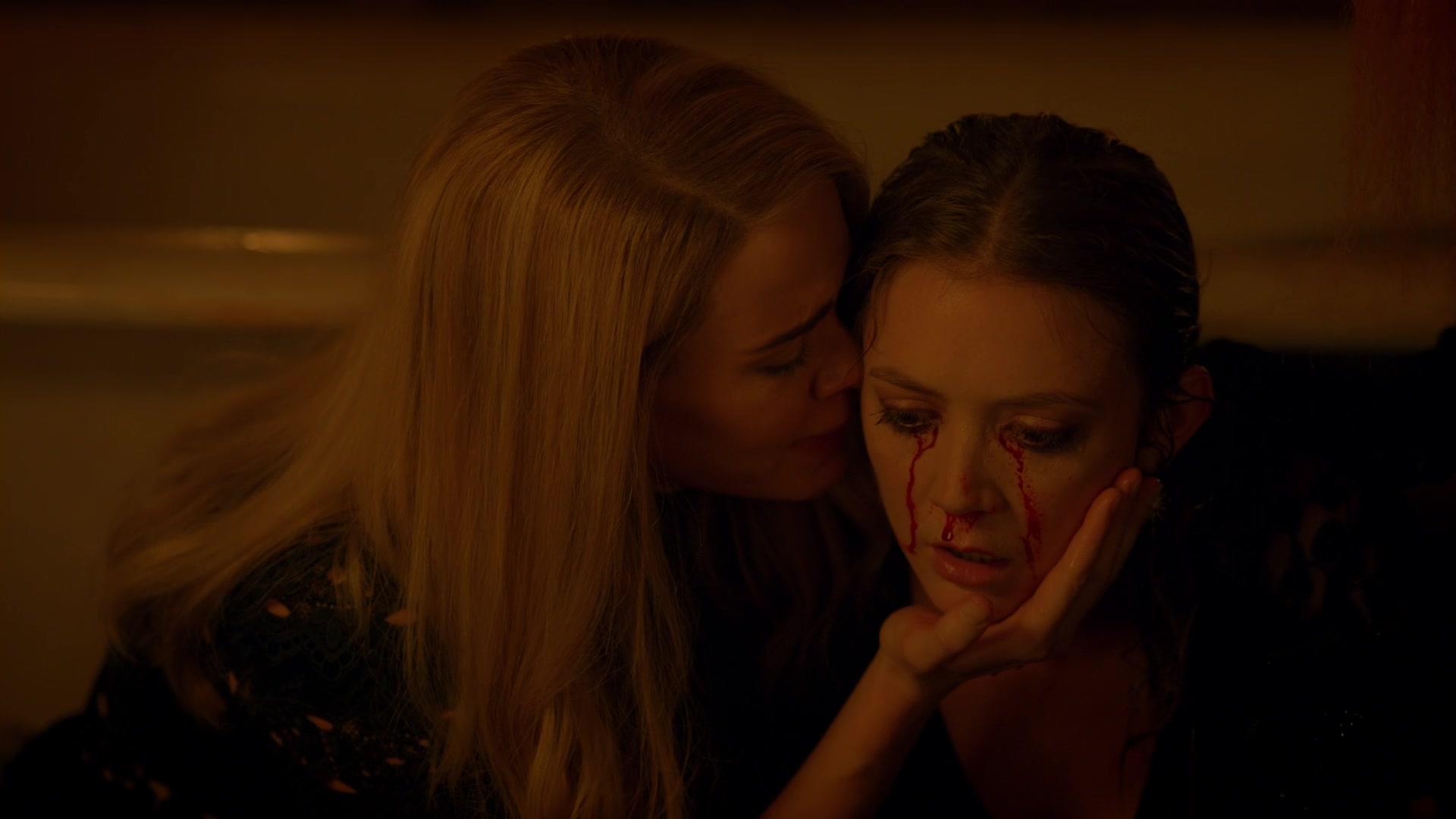 American_Horror_Story_S08E09_Fire_and_Reign_1080p_3794.jpg