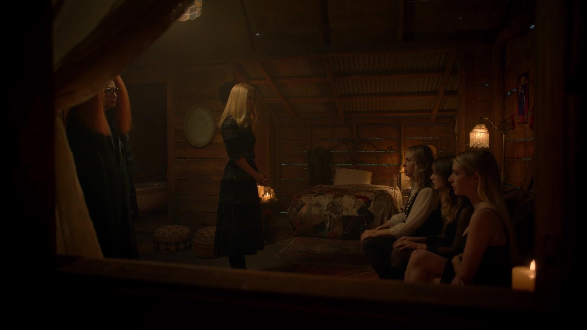 American_Horror_Story_S08E10_Apocalypse_Then_1080p_0749.jpg