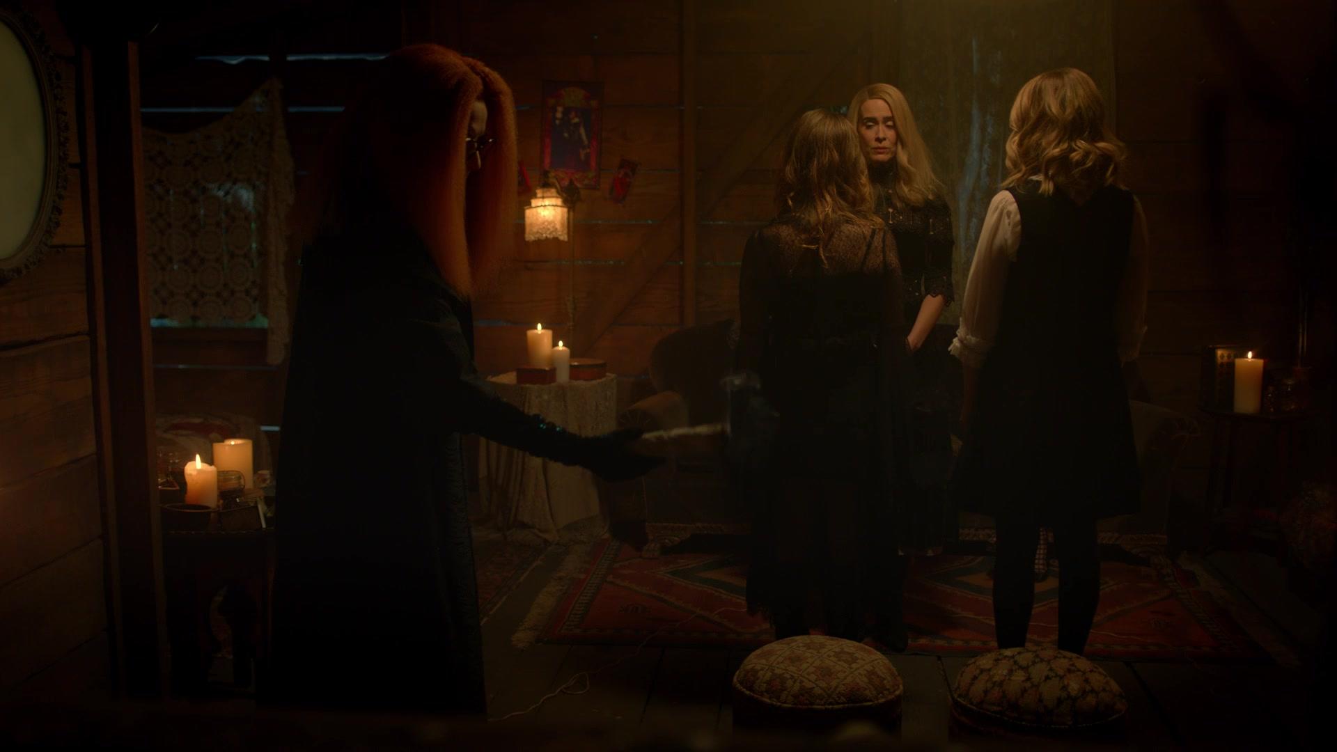 American_Horror_Story_S08E10_Apocalypse_Then_1080p_1074.jpg
