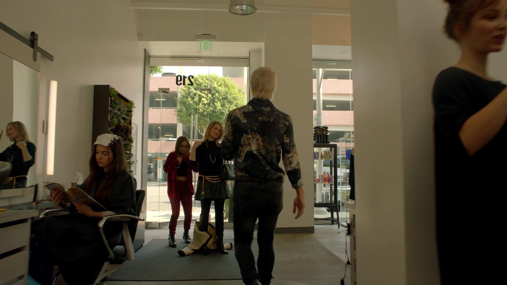 American_Horror_Story_S08E10_Apocalypse_Then_1080p_1611.jpg