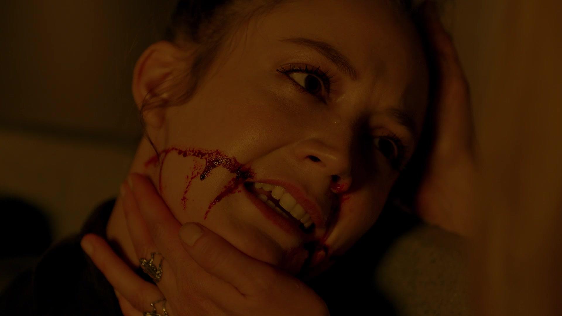 American_Horror_Story_S08E10_Apocalypse_Then_1080p_3839.jpg