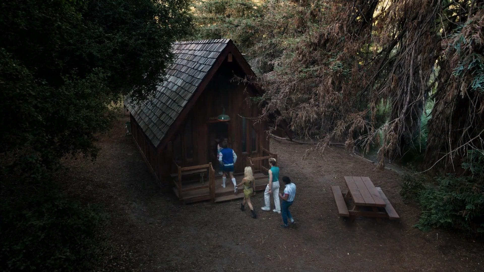 American_Horror_Story_S09E01_Camp_Redwood_1080p_2867.jpg