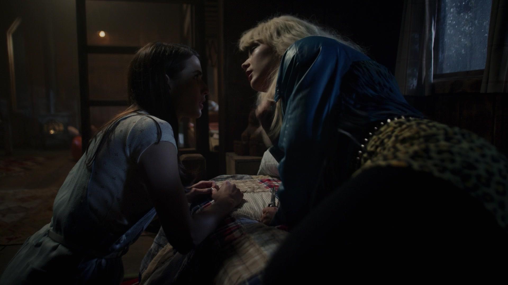 American_Horror_Story_S09E01_Camp_Redwood_1080p_6689.jpg
