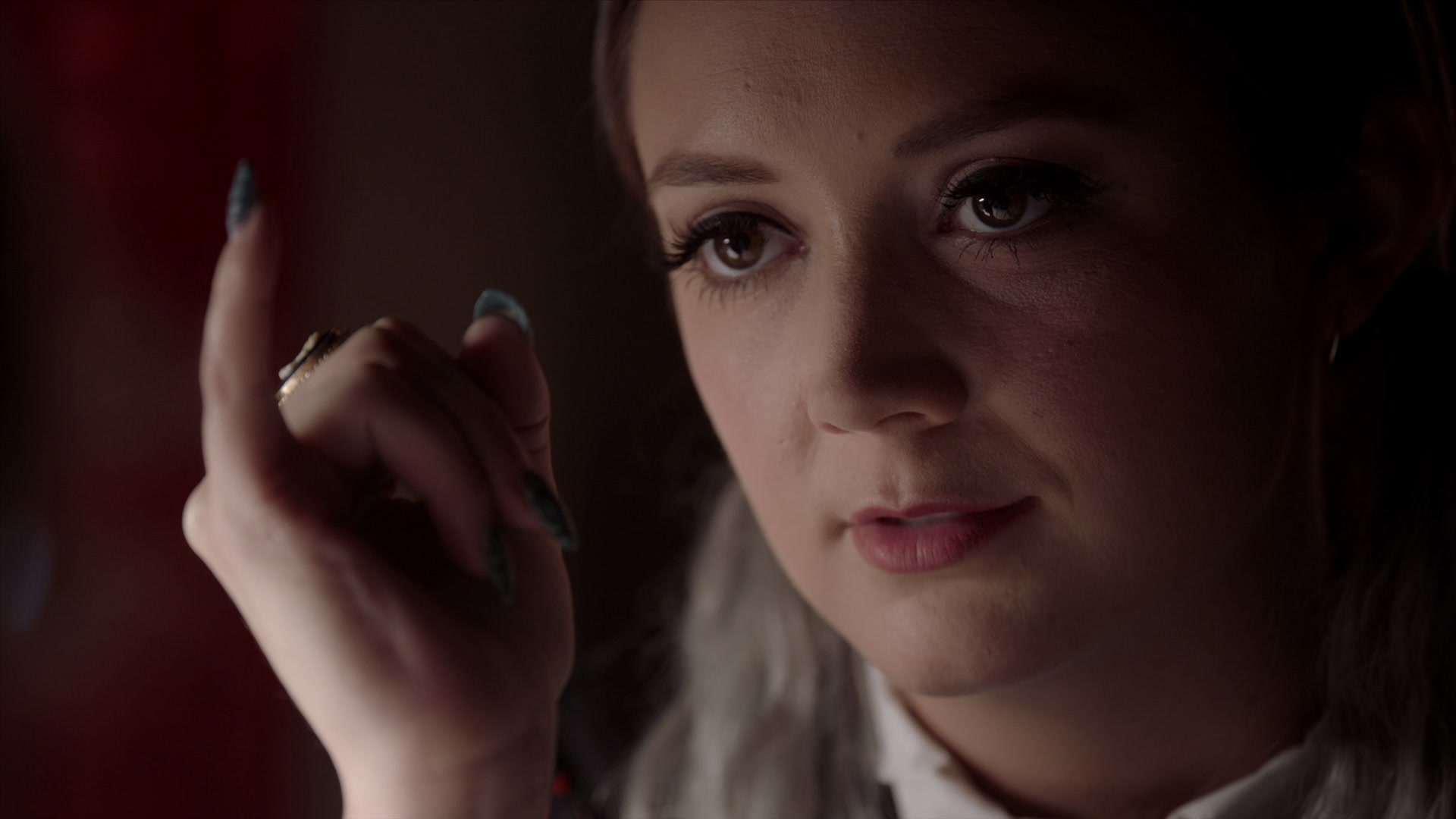 American_Horror_Story_S07_E02_Don_t_BeAfraid_of_the_Dark_1080p_BluRay_001761.jpg
