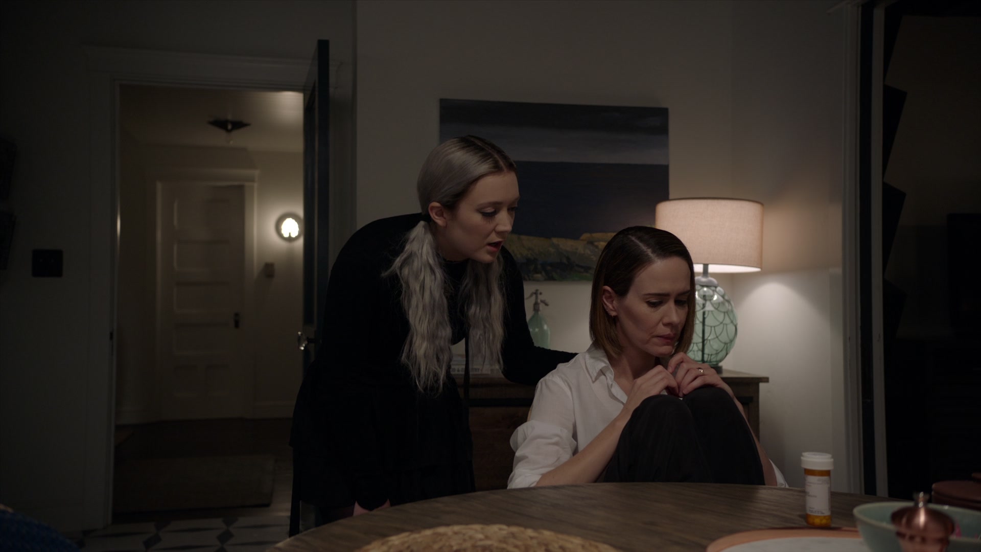 American_Horror_Story_S07_E02_Don_t_BeAfraid_of_the_Dark_1080p_BluRay_004924.jpg American_Horror_Story_S07_E02_Don_t_BeAfraid_of_the_Dark_1080p_BluRay_004924.jpg