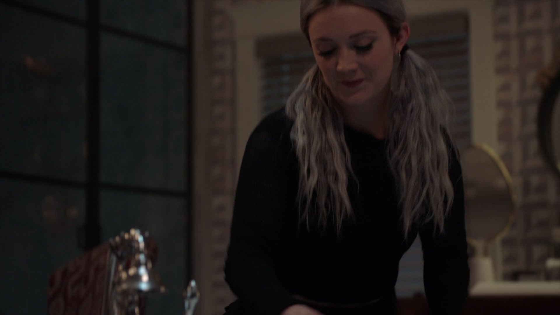 American_Horror_Story_S07_E02_Don_t_BeAfraid_of_the_Dark_1080p_BluRay_005014.jpg