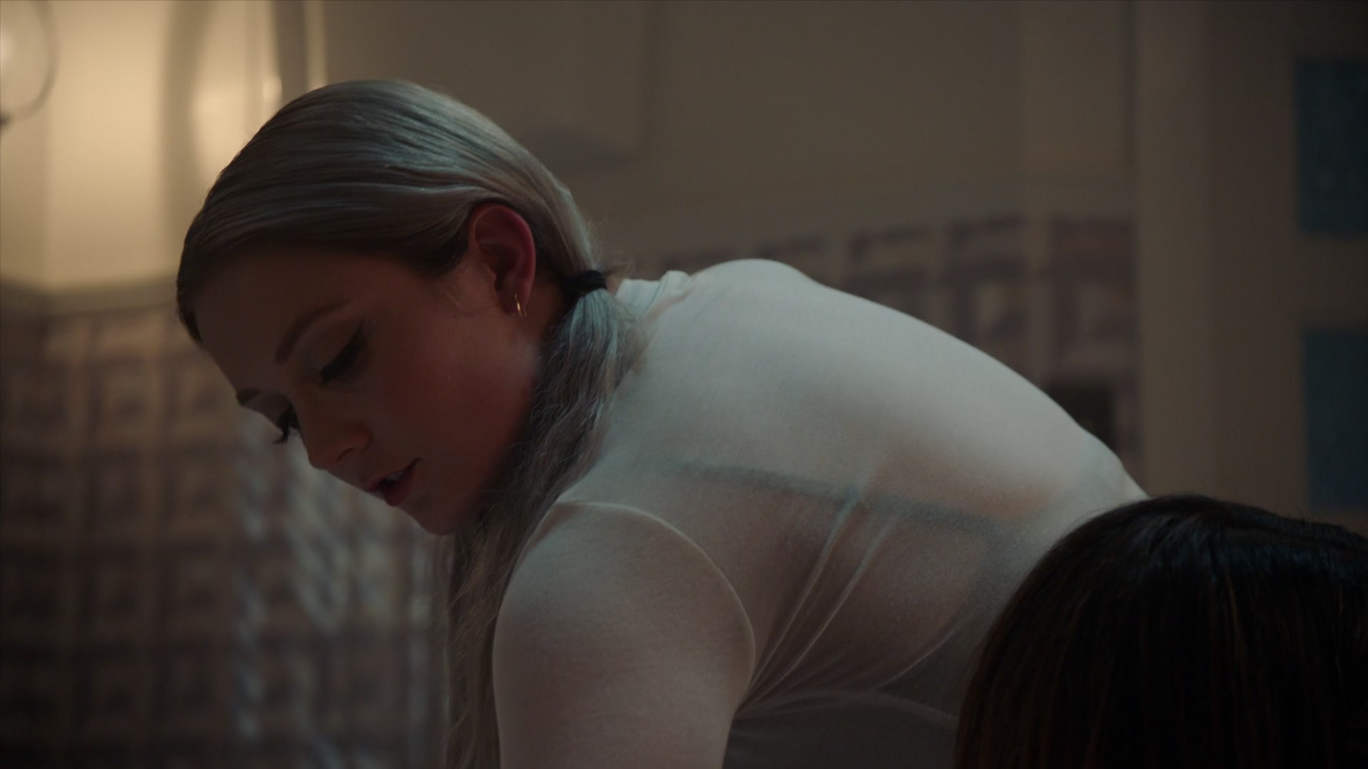 American_Horror_Story_S07_E02_Don_t_BeAfraid_of_the_Dark_1080p_BluRay_005244.jpg