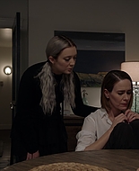 American_Horror_Story_S07_E02_Don_t_BeAfraid_of_the_Dark_1080p_BluRay_004923.jpg