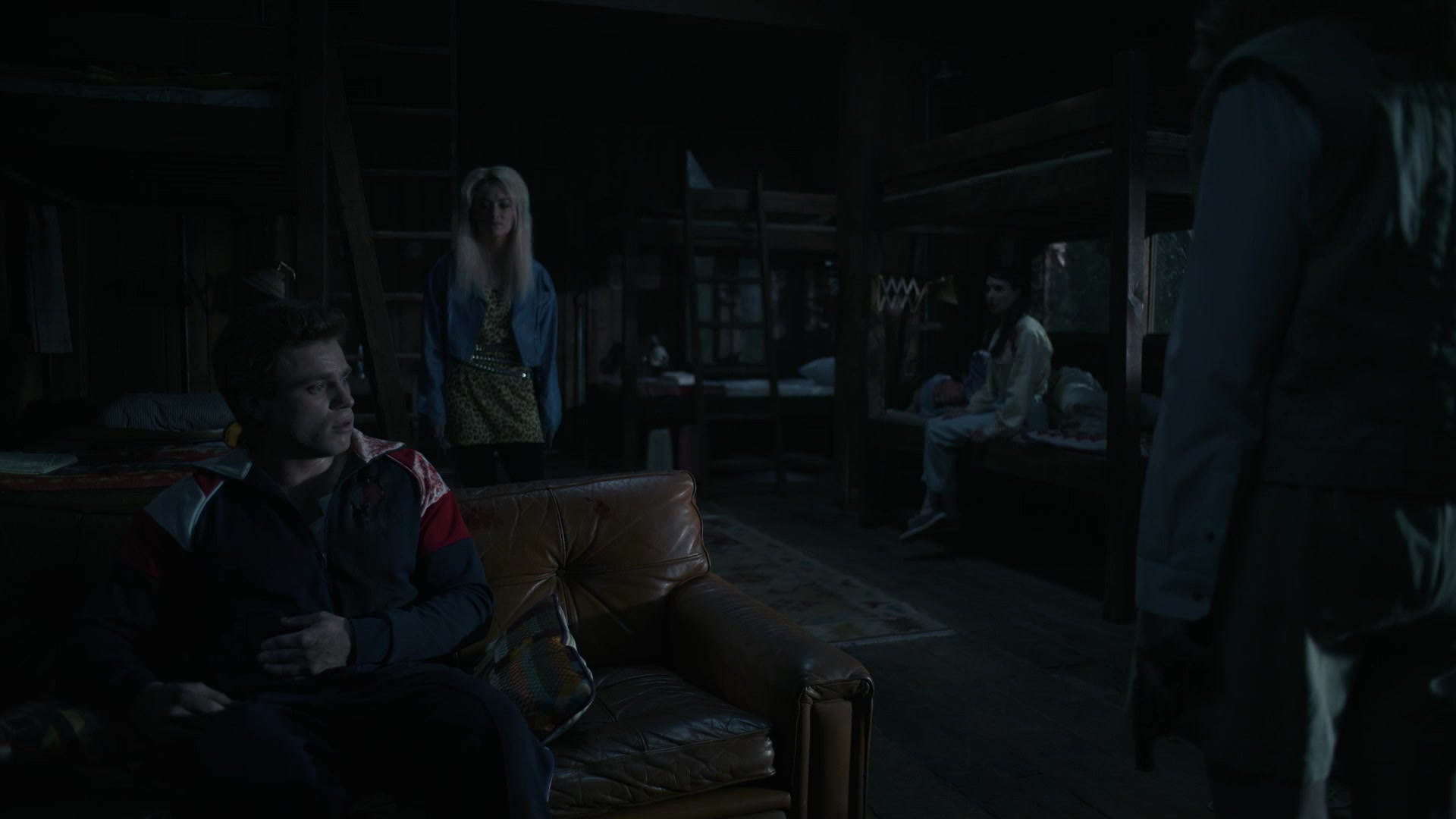 American_Horror_Story_S09E05_1984_Red_Dawn_1080p_IHBL_001303.jpg