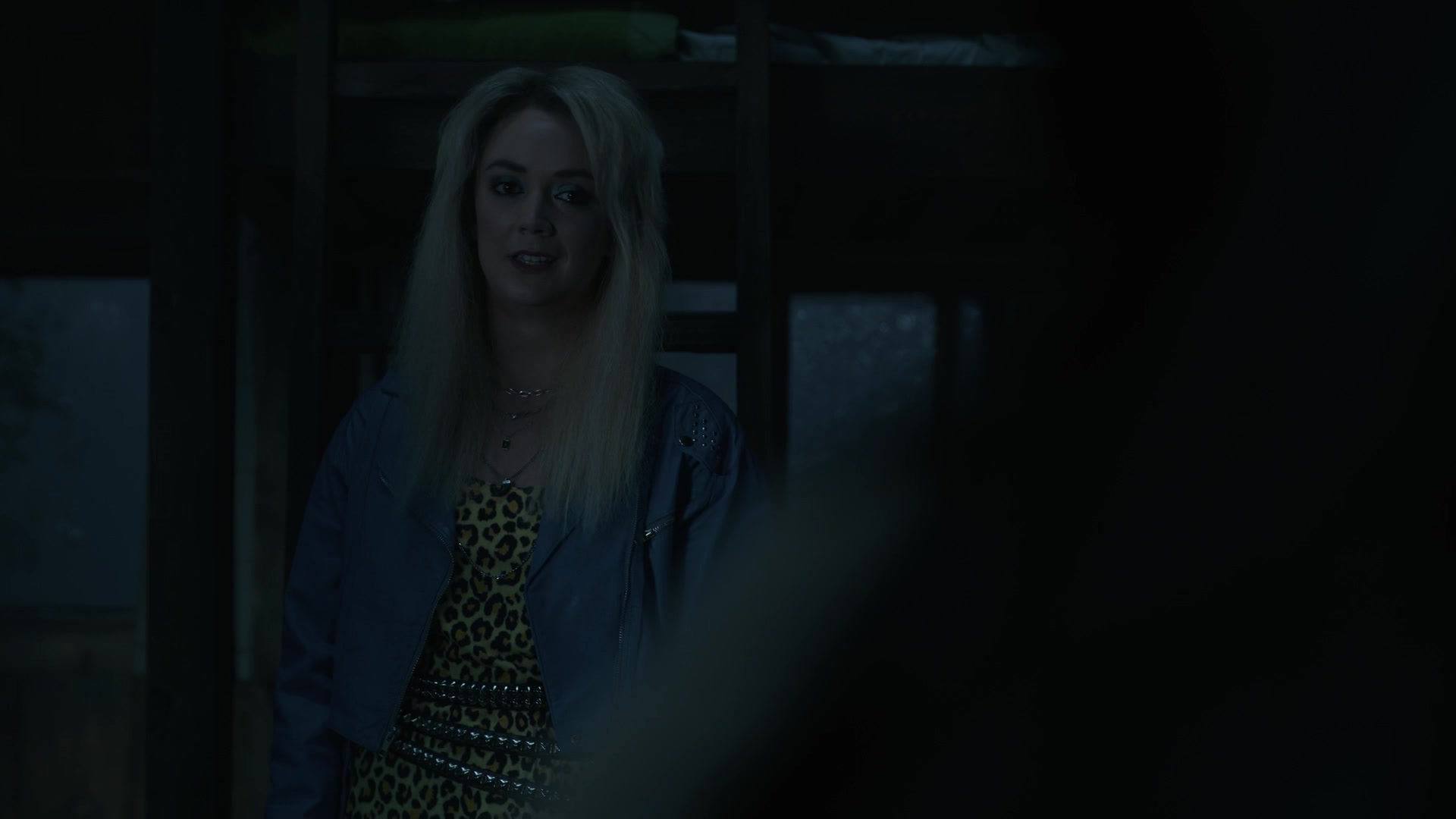 American_Horror_Story_S09E05_1984_Red_Dawn_1080p_IHBL_001441.jpg