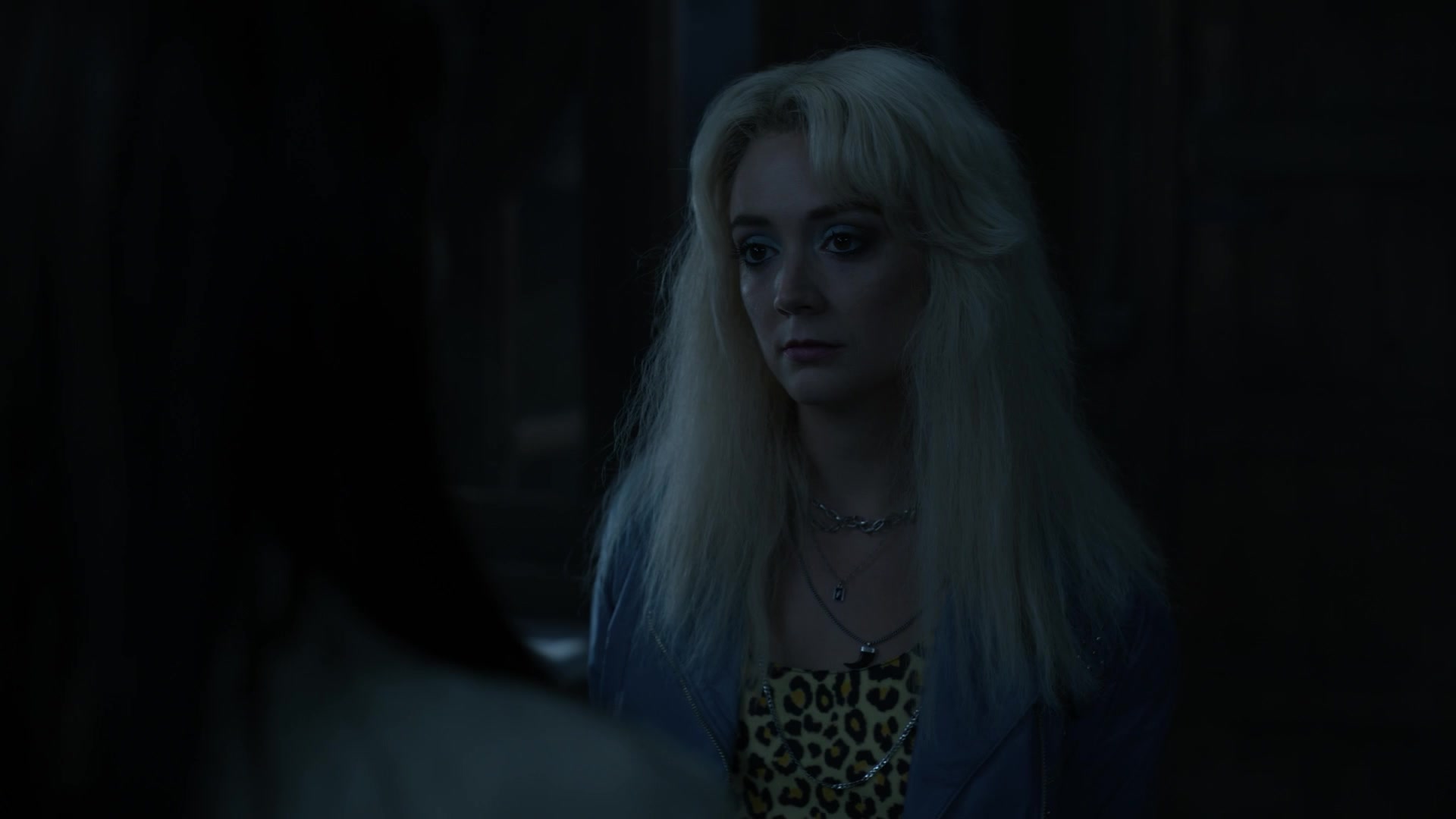 American_Horror_Story_S09E05_1984_Red_Dawn_1080p_IHBL_003244.jpg