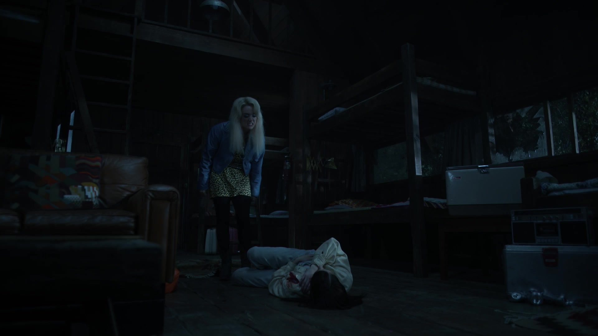 American_Horror_Story_S09E05_1984_Red_Dawn_1080p_IHBL_003308.jpg