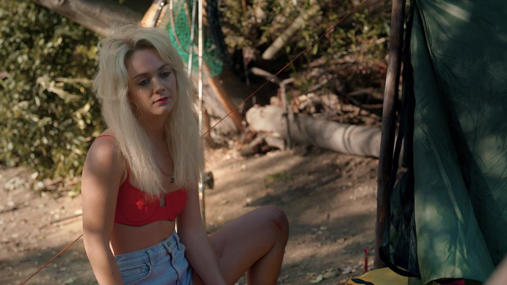 American_Horror_Story_S09E06_Episode_100_1080p_2421.jpg