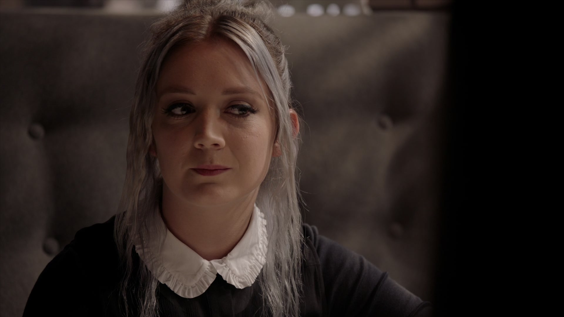 American_Horror_Story_S07_E04_11_9_1080p_BluRay_005690.jpg