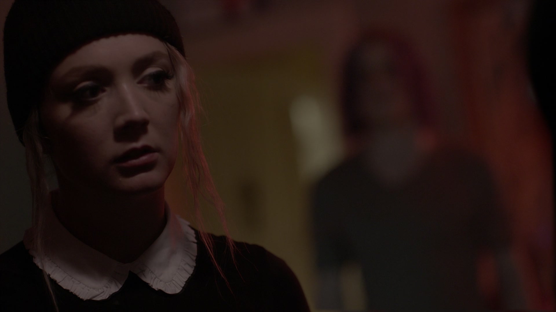American_Horror_Story_S07_E04_11_9_1080p_BluRay_006395.jpg
