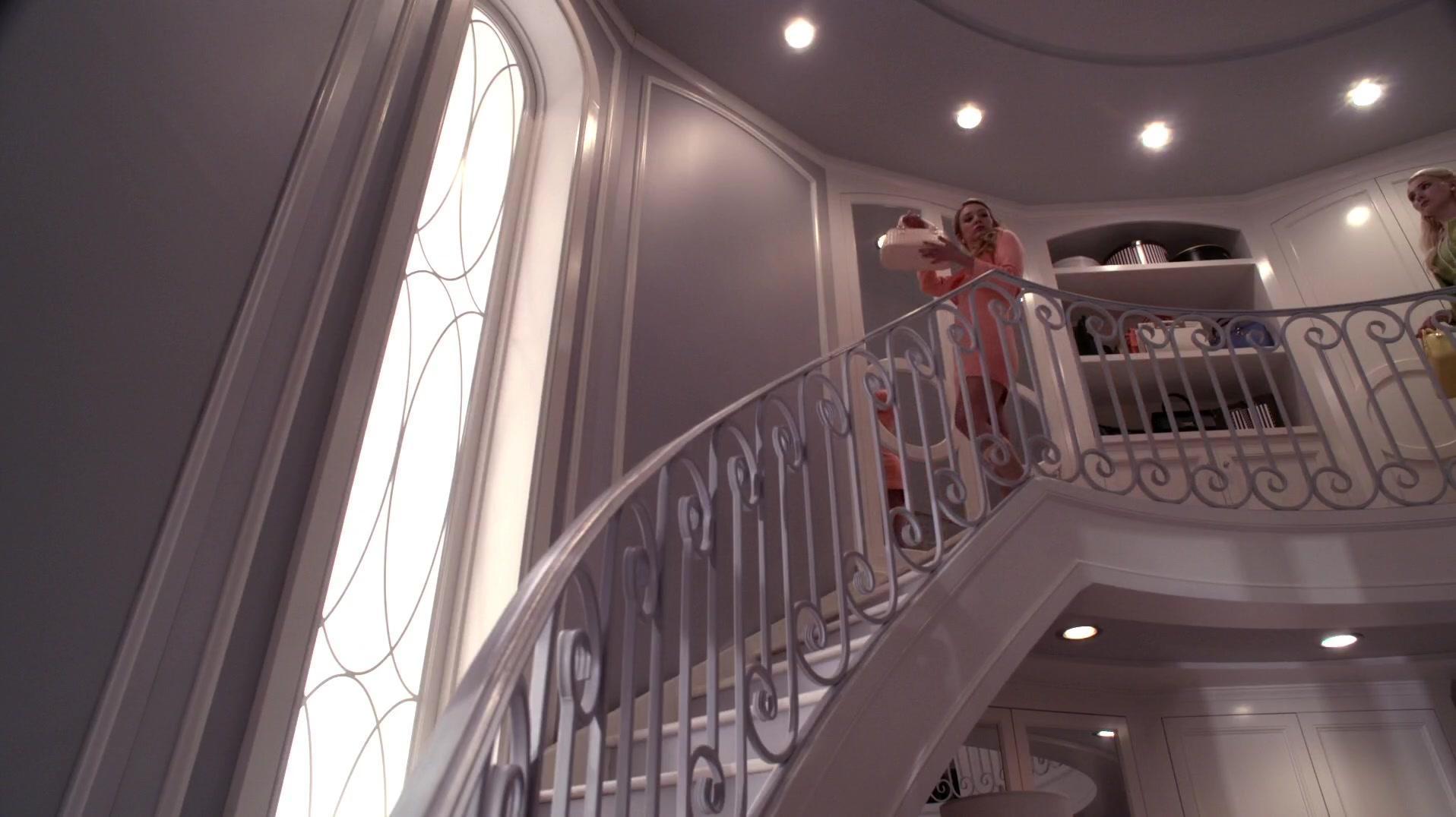 Scream_Queens_2015_S01E01E02_Pilot-Hell_Week_00454.jpg