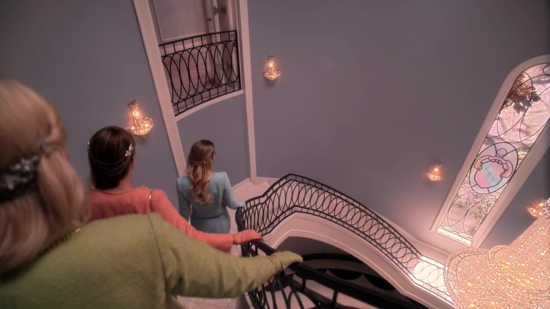 Scream_Queens_2015_S01E01E02_Pilot-Hell_Week_00584.jpg