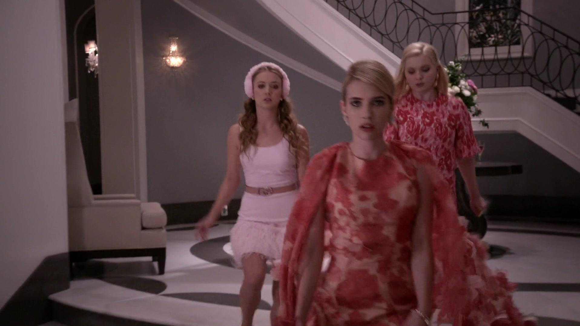 Scream_Queens_2015_S01E01E02_Pilot-Hell_Week_02511.jpg