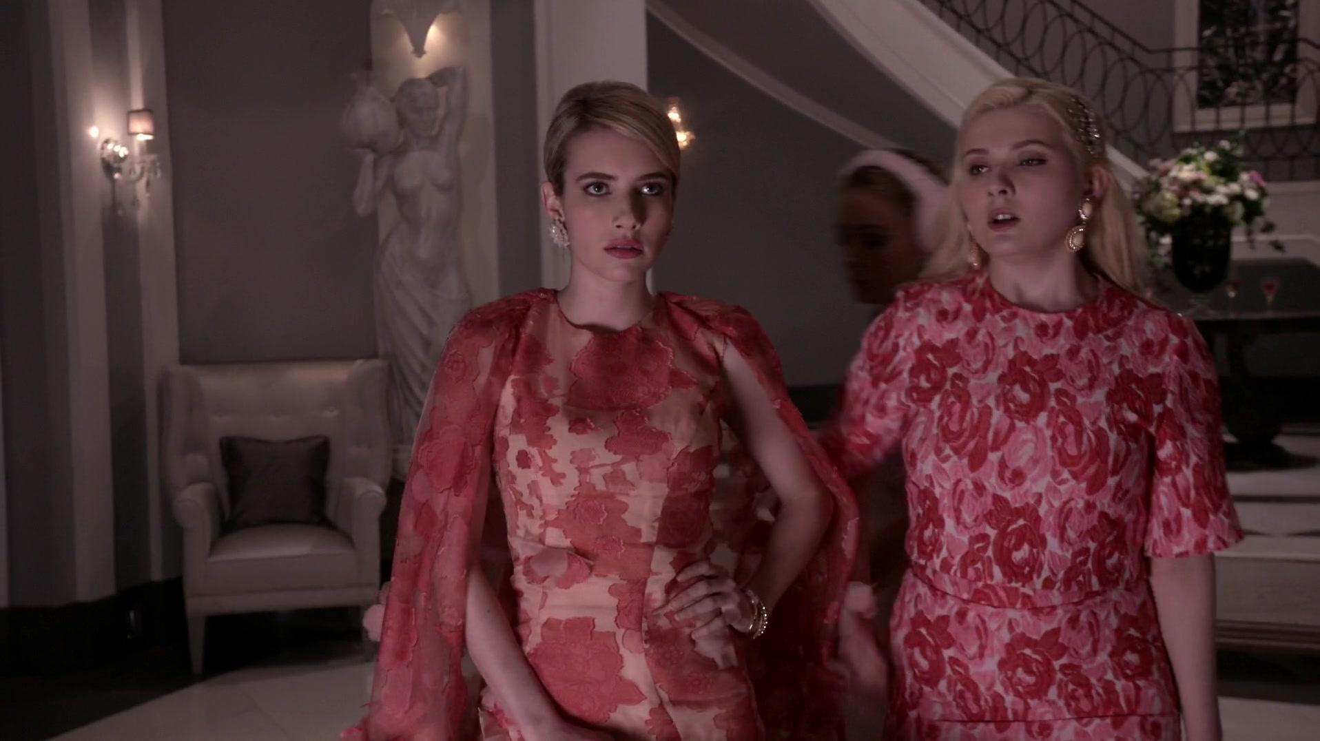 Scream_Queens_2015_S01E01E02_Pilot-Hell_Week_02520.jpg