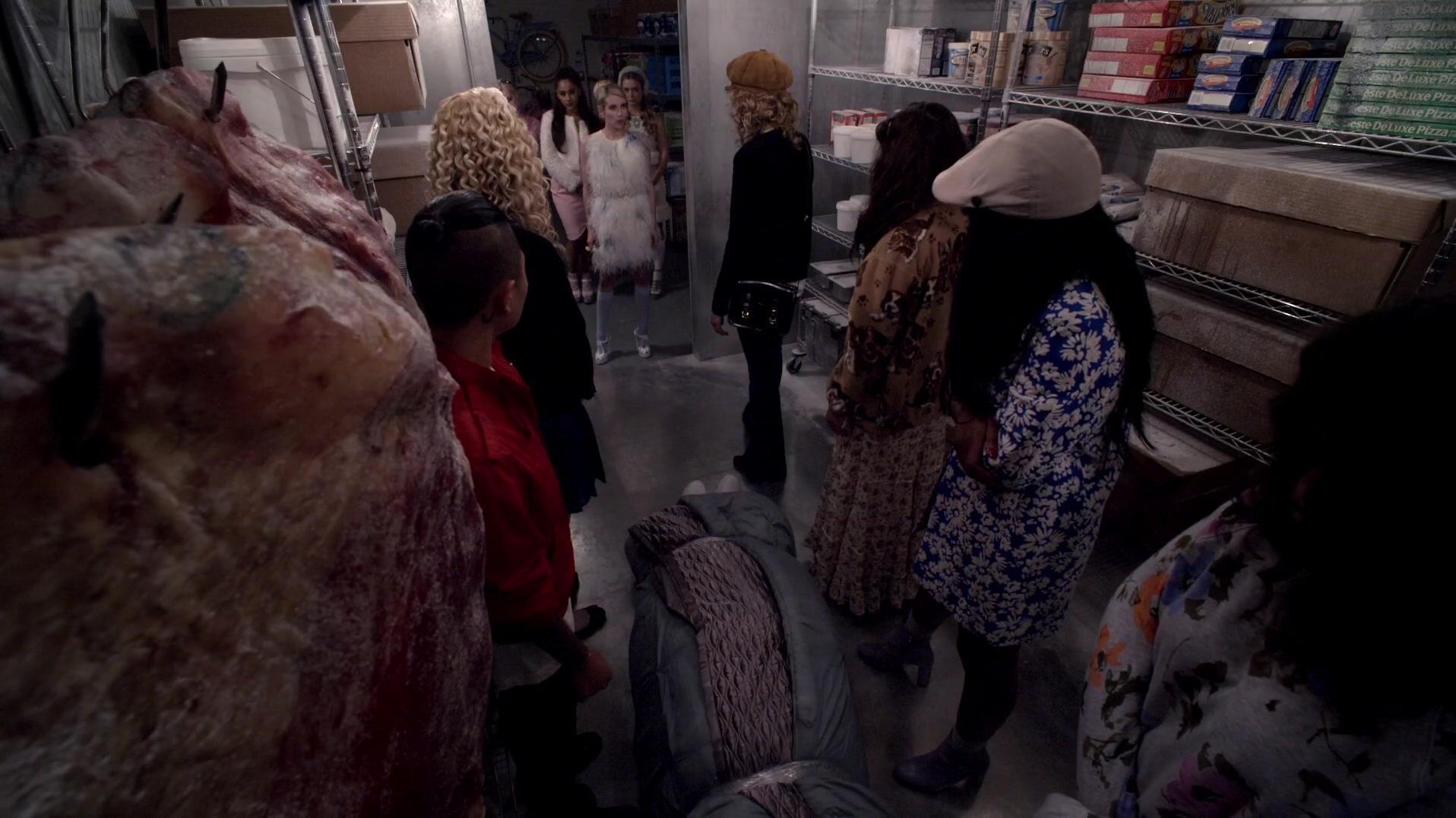 Scream_Queens_2015_S01E01E02_Pilot-Hell_Week_04368.jpg
