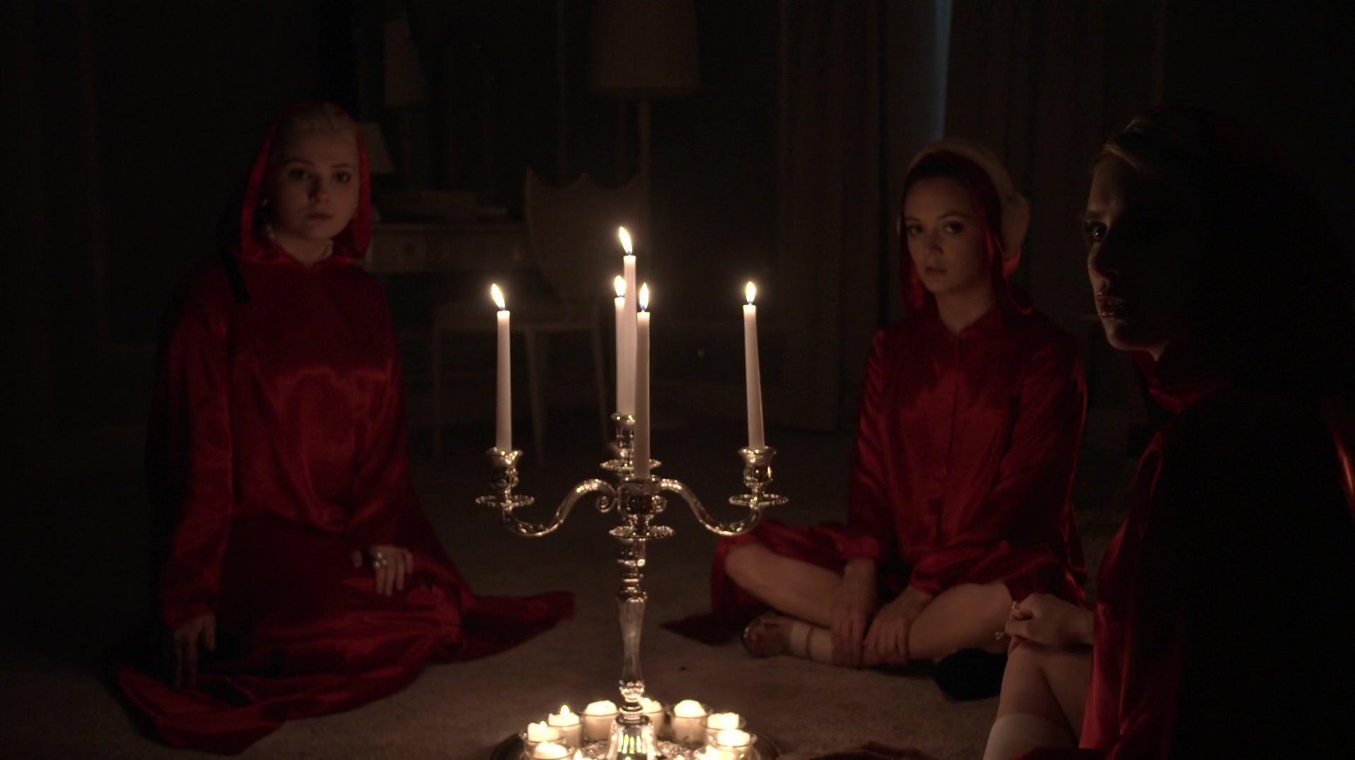 Scream_Queens_2015_S01E01E02_Pilot-Hell_Week_05417.jpg