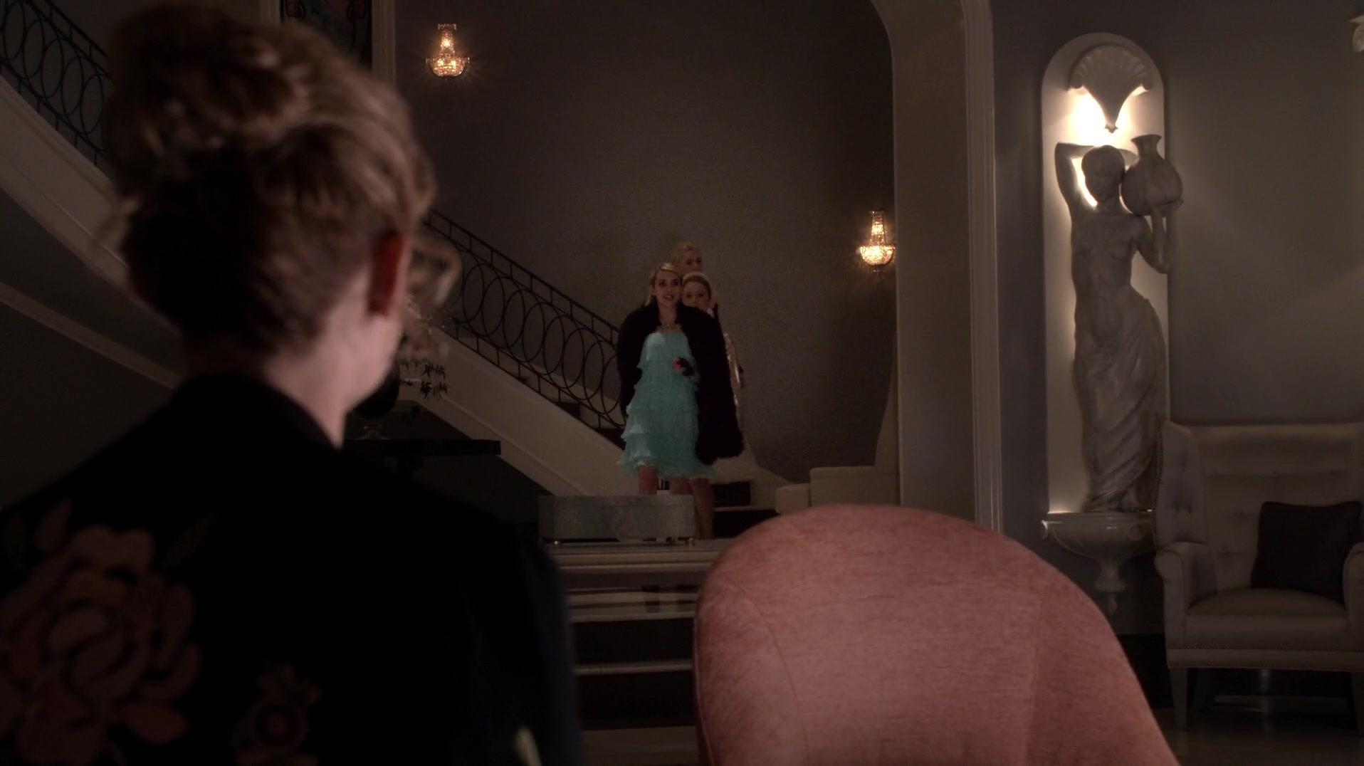 Scream_Queens_2015_S01E01E02_Pilot-Hell_Week_05973.jpg