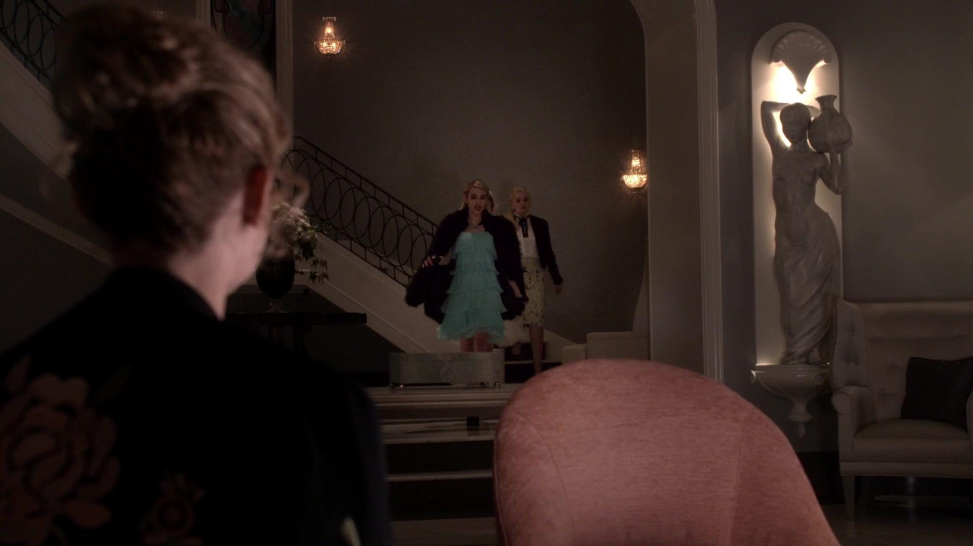 Scream_Queens_2015_S01E01E02_Pilot-Hell_Week_05974.jpg