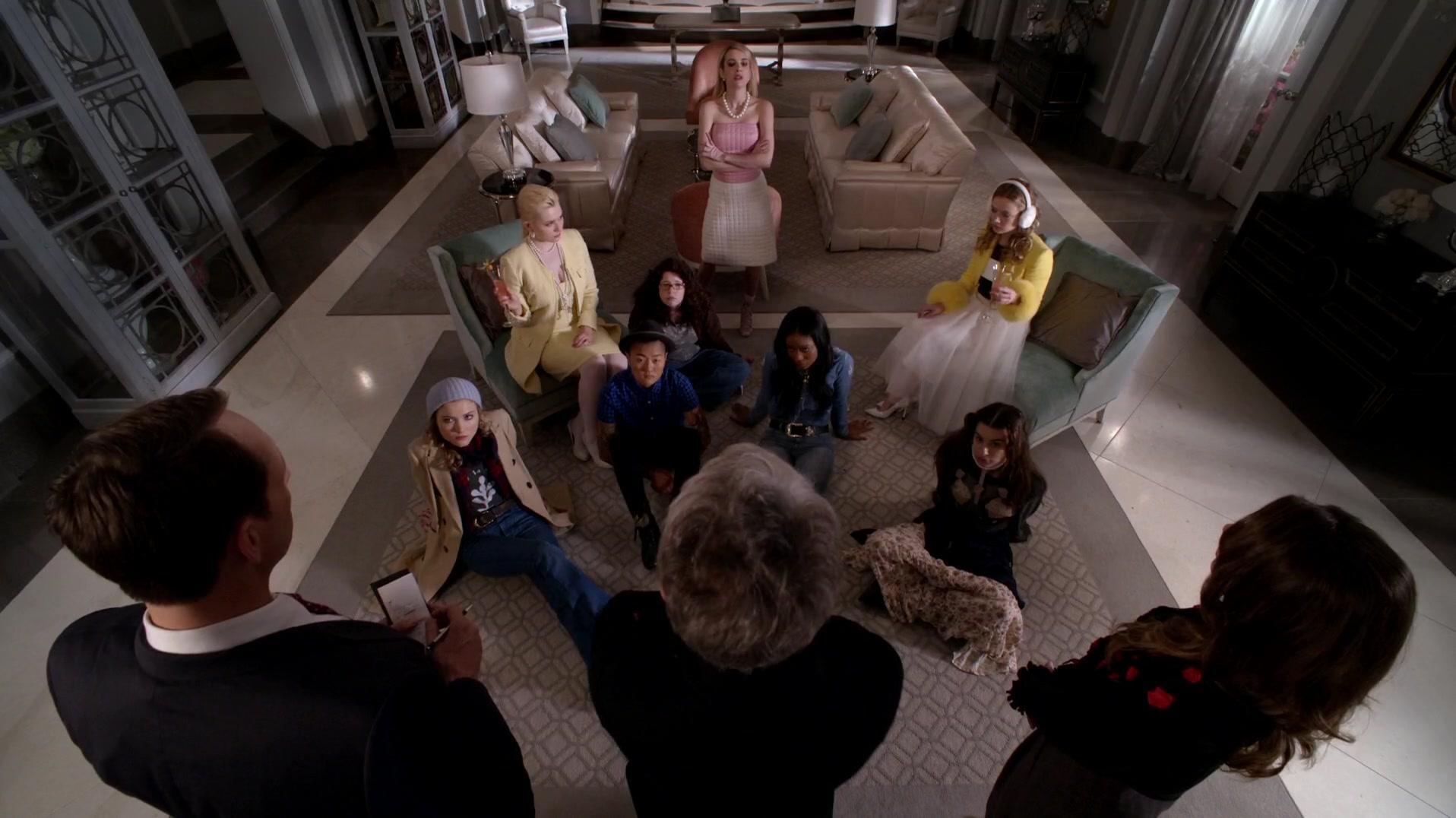 Scream_Queens_2015_S01E01E02_Pilot-Hell_Week_06914.jpg