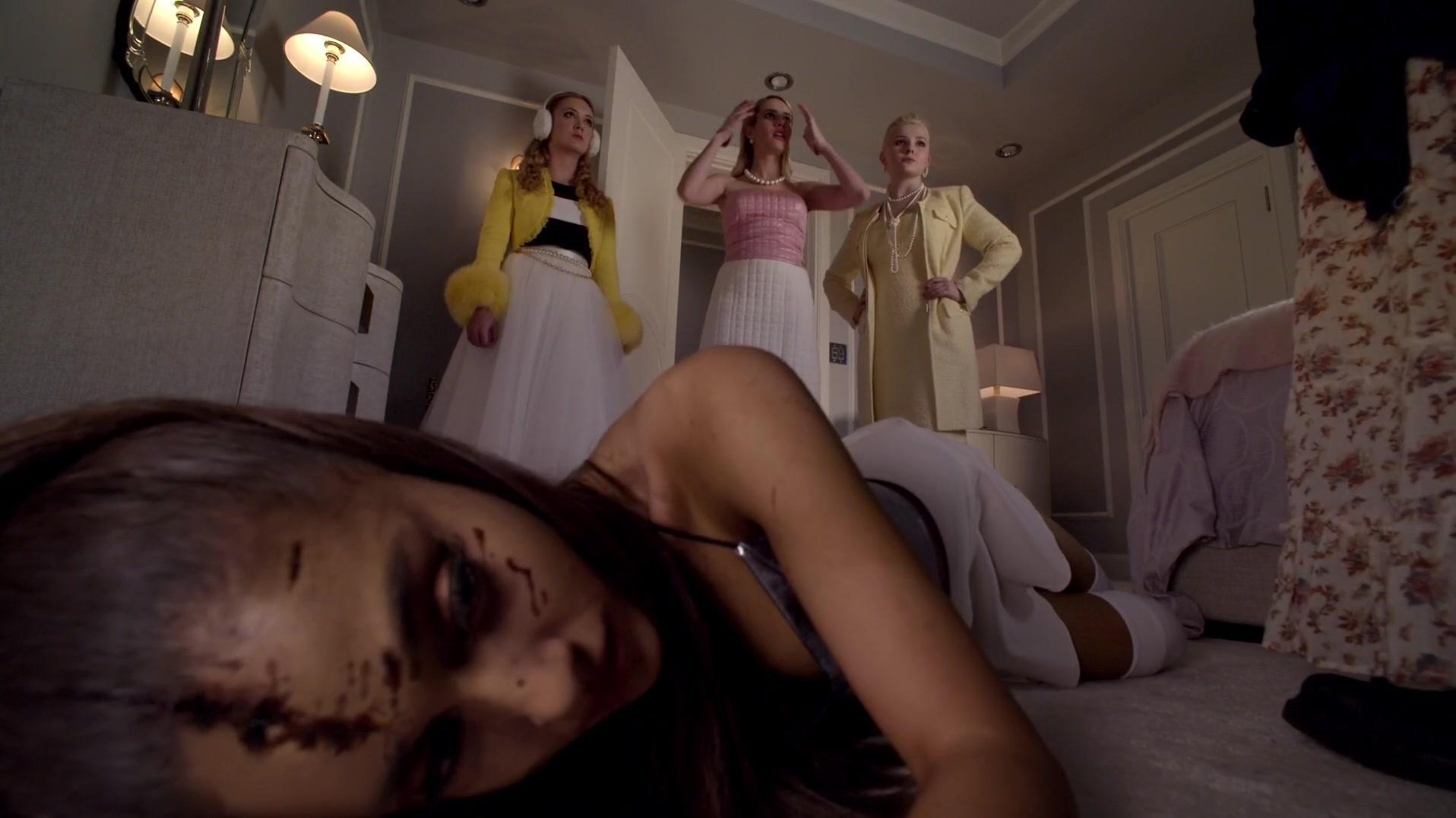 Scream_Queens_2015_S01E01E02_Pilot-Hell_Week_07397.jpg