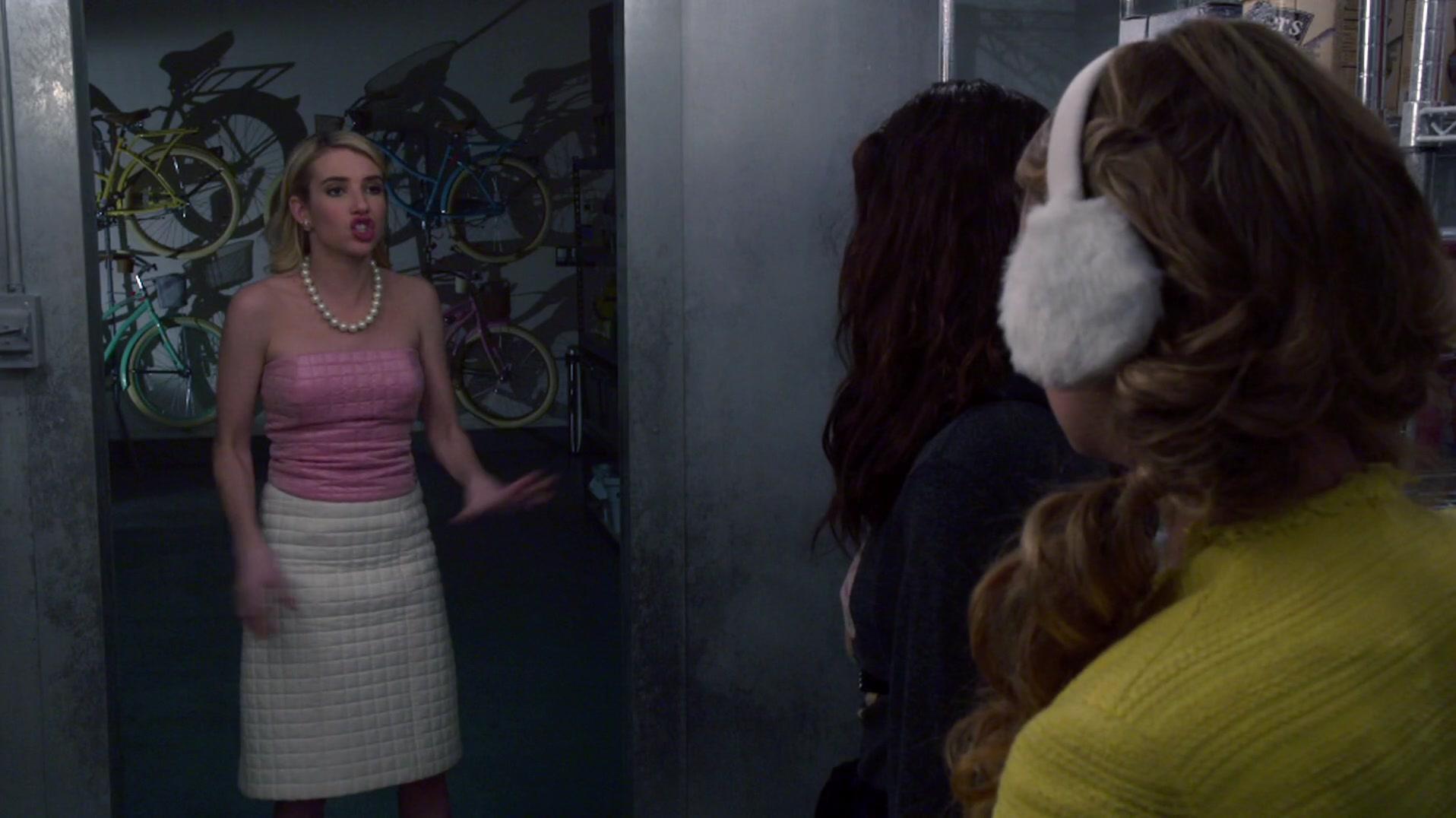 Scream_Queens_2015_S01E01E02_Pilot-Hell_Week_07513.jpg