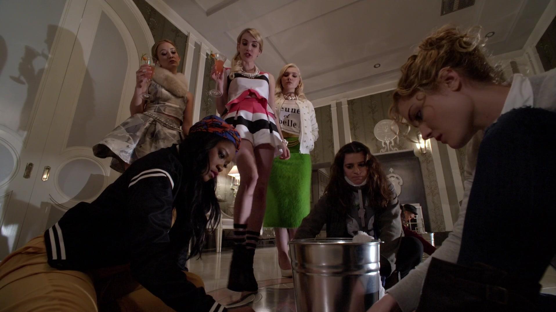 Scream_Queens_2015_S01E01E02_Pilot-Hell_Week_07909.jpg